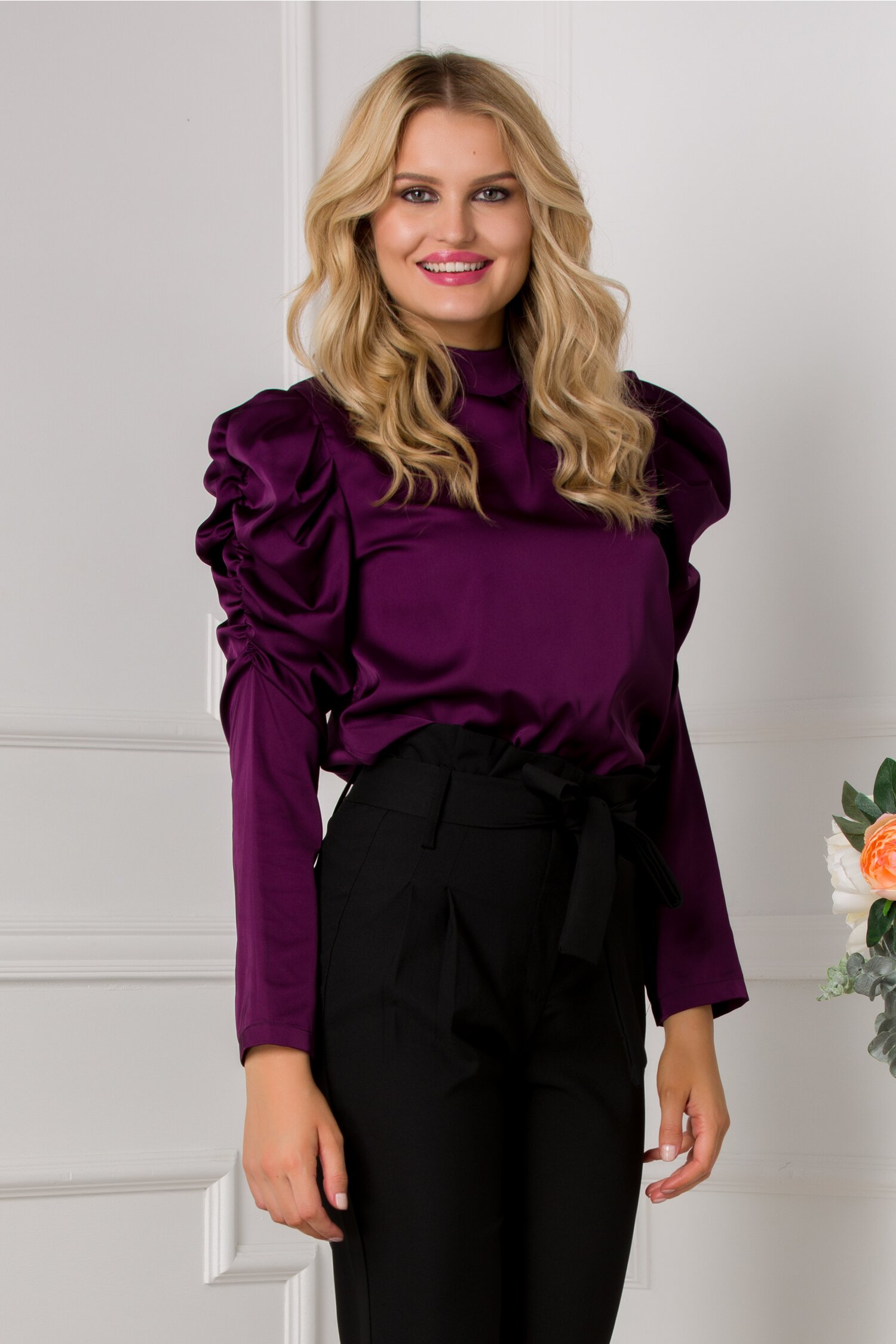 Bluza ella collection kayle mov cu fronseu la maneci