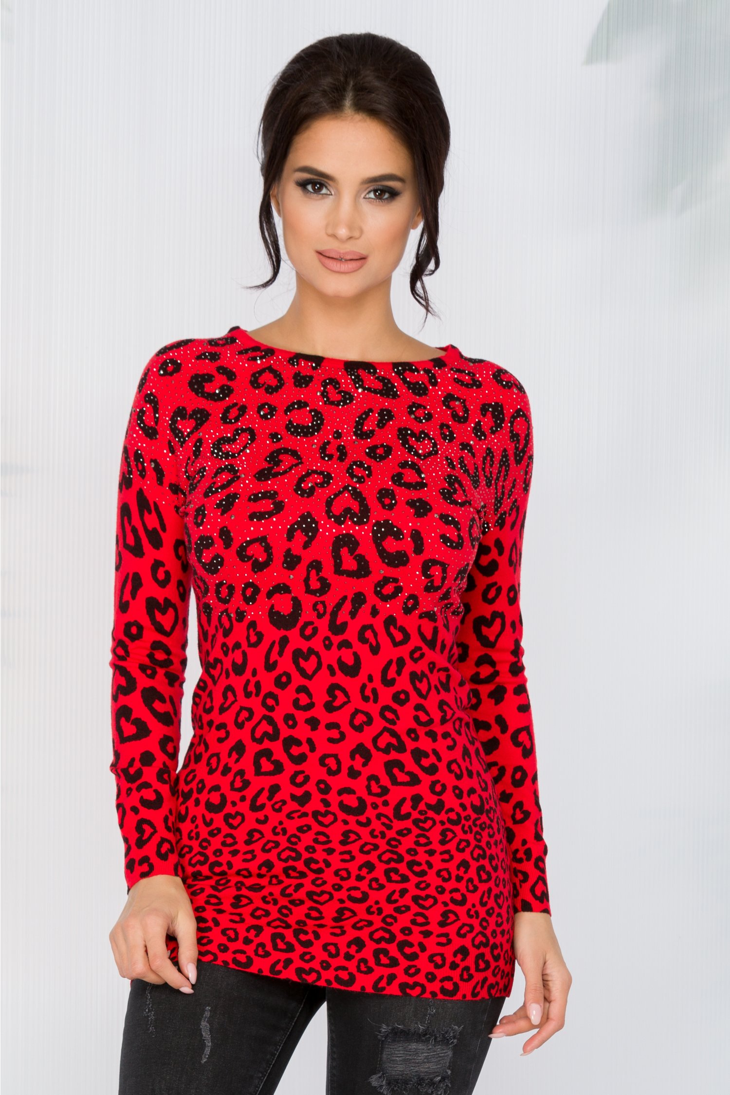 Bluza Leny rosie cu imprimeu leopard si strasuri