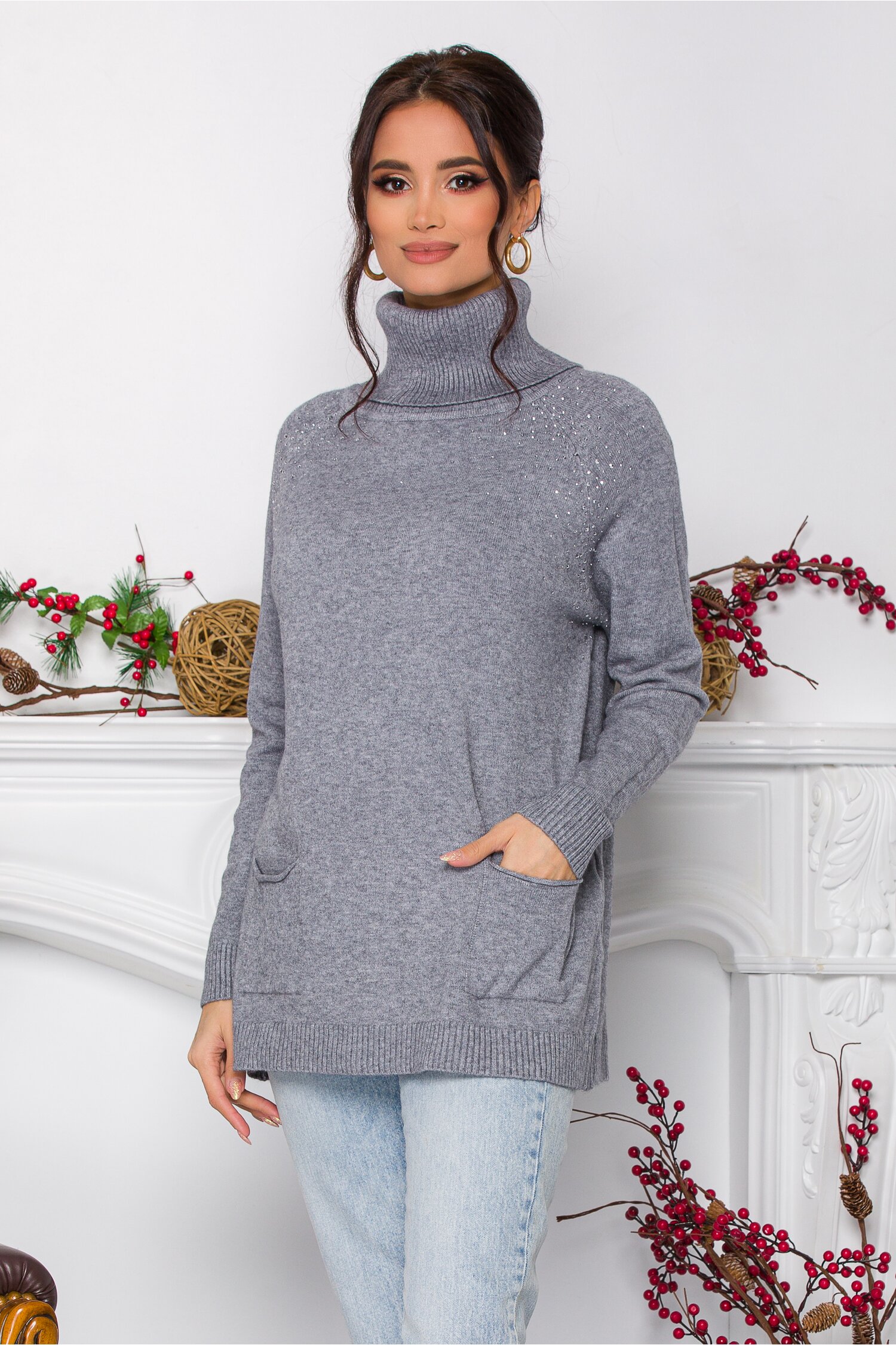 Bluza lunga Naty gri cu strasuri si buzunare