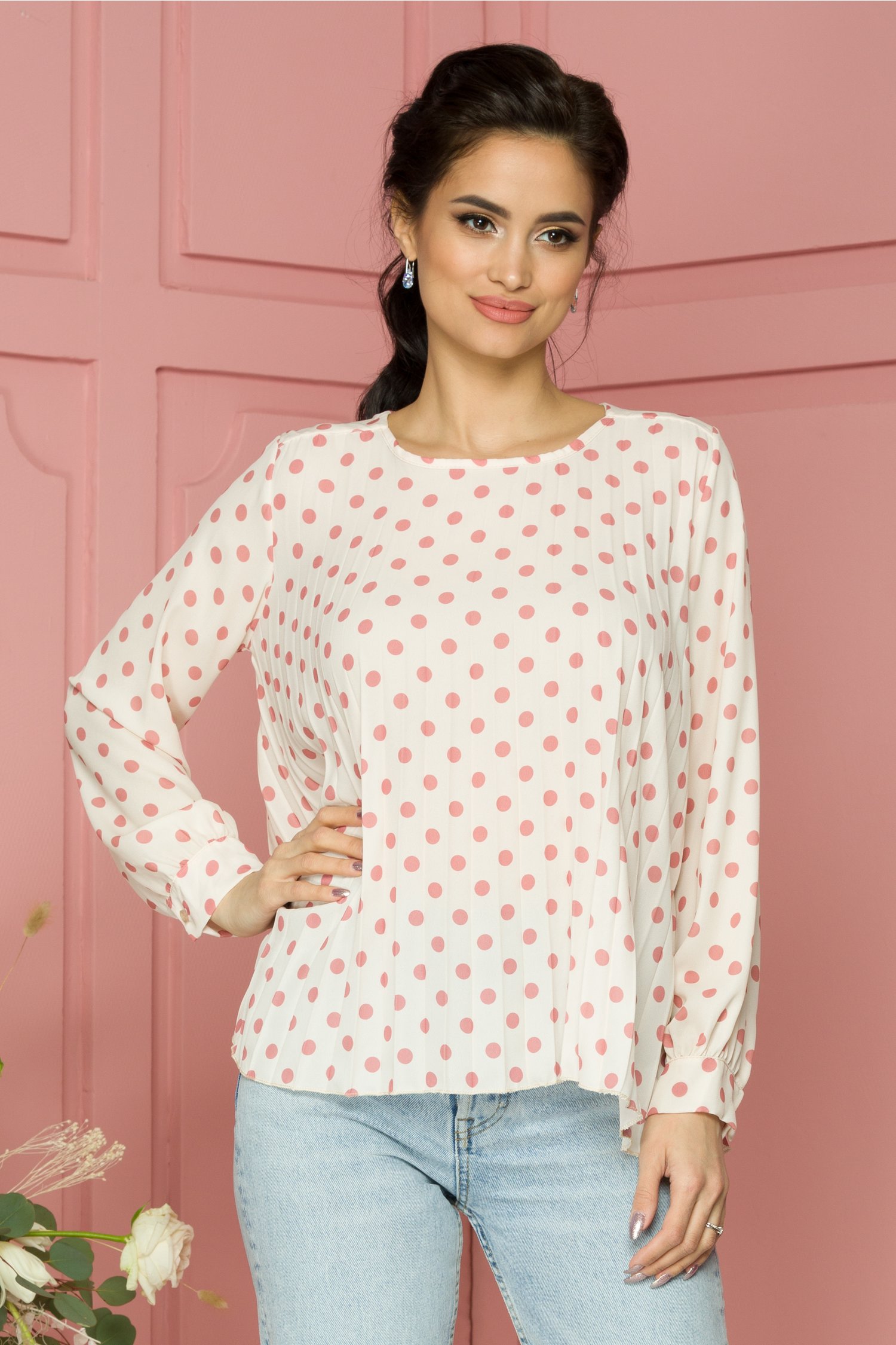 Bluza Reysha lejera cu pliuri ivory cu buline