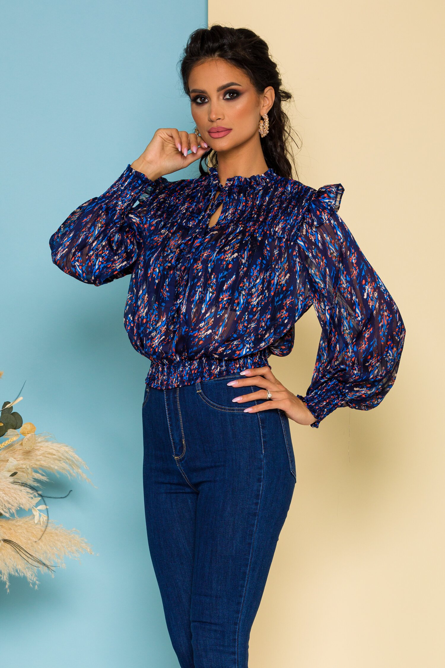 Bluza Simina bleumarin cu imprimeuri albastre