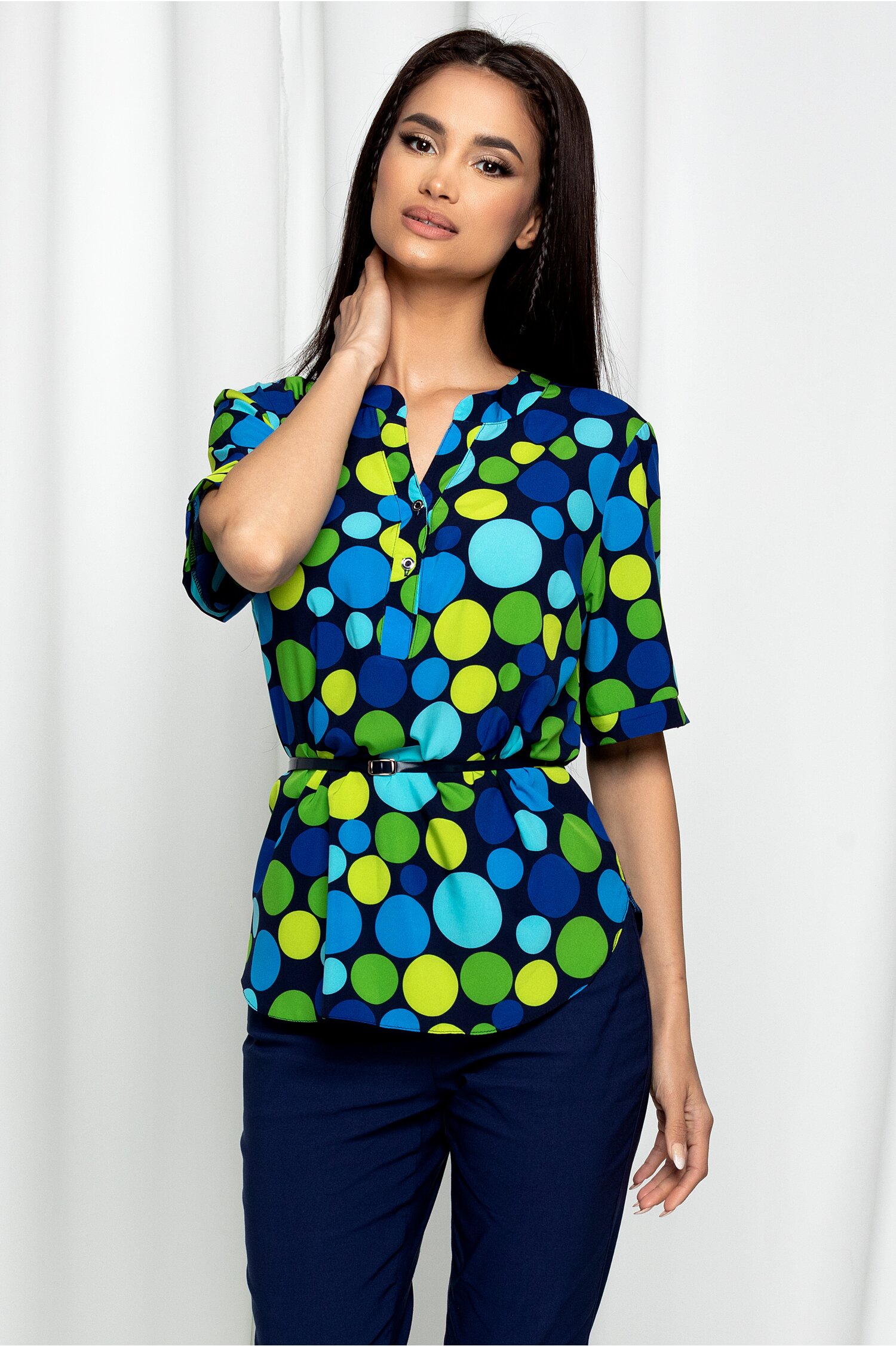 Bluza vanessa bleumarin cu buline colorate si curea in talie