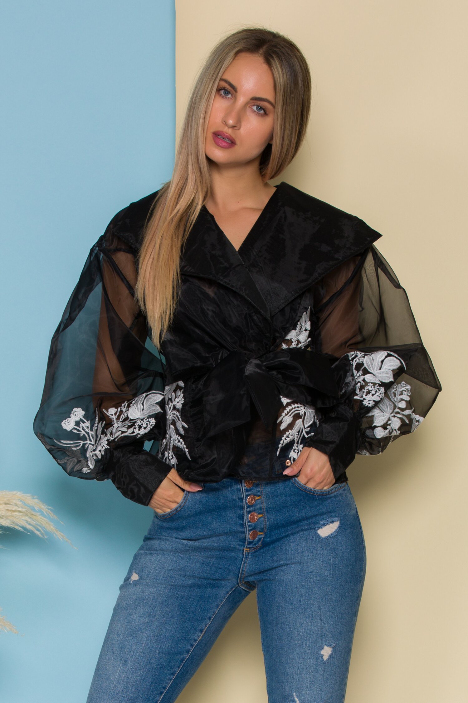 Camasa Hanna neagra din organza cu broderie florala