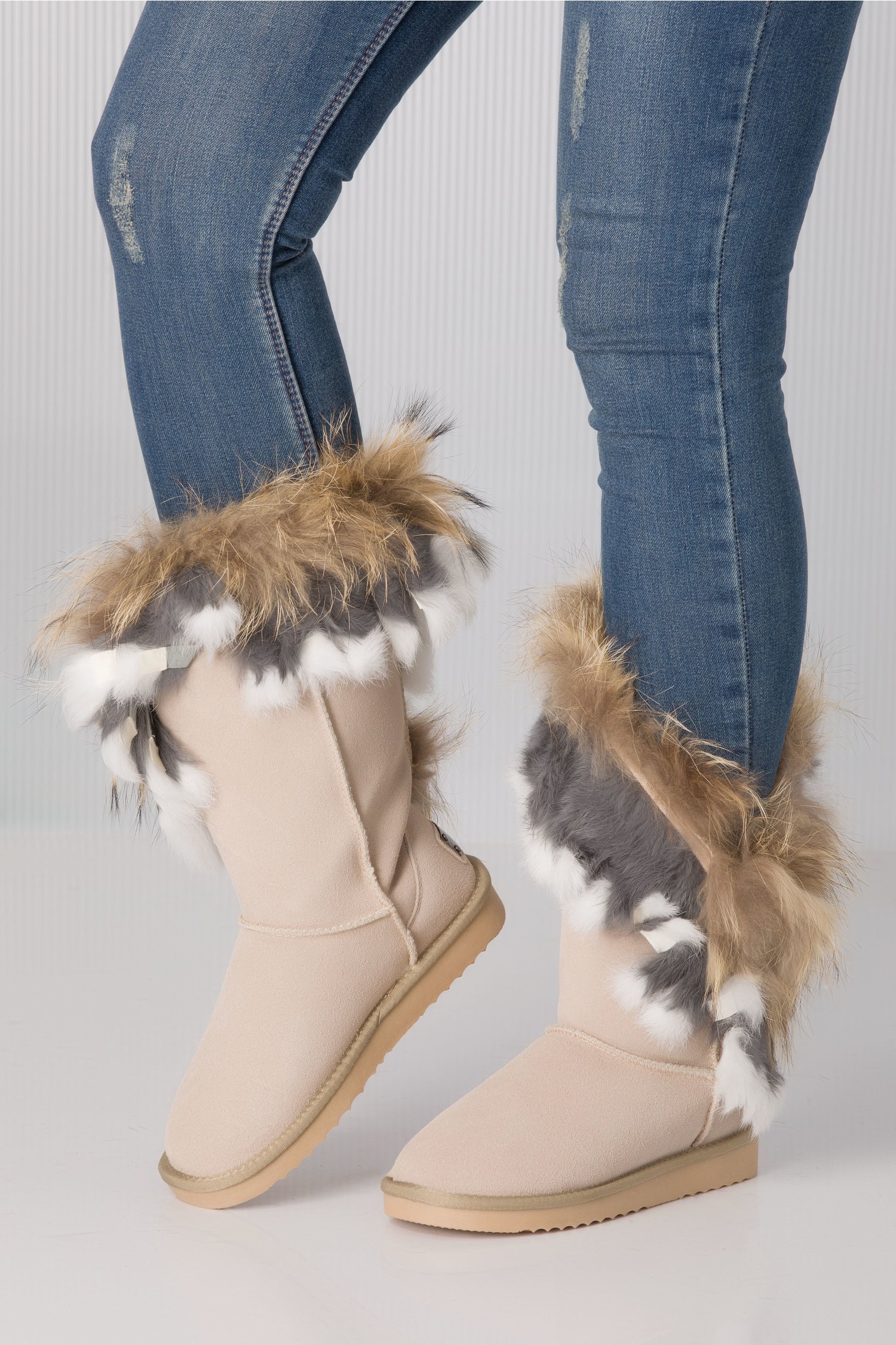 Cizme bej tip ugg cu blanita si franjuri