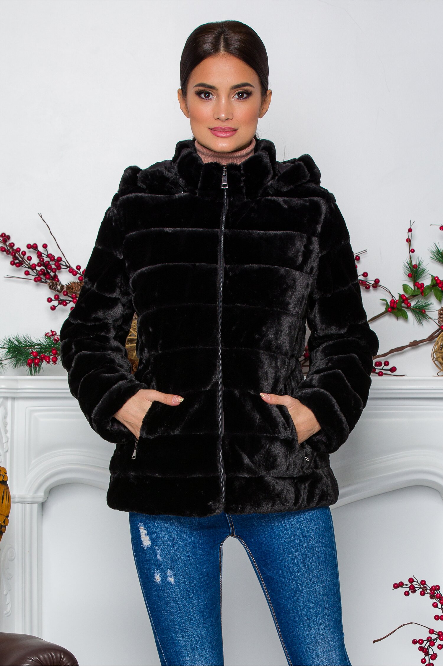 Geaca Bya neagra cu doua fete din blanita cu gluga detasabila