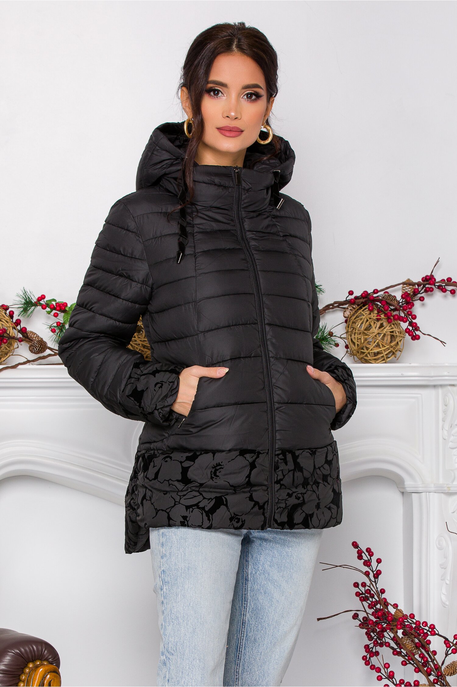 Geaca Patty neagra cu detalii catifelate la baza