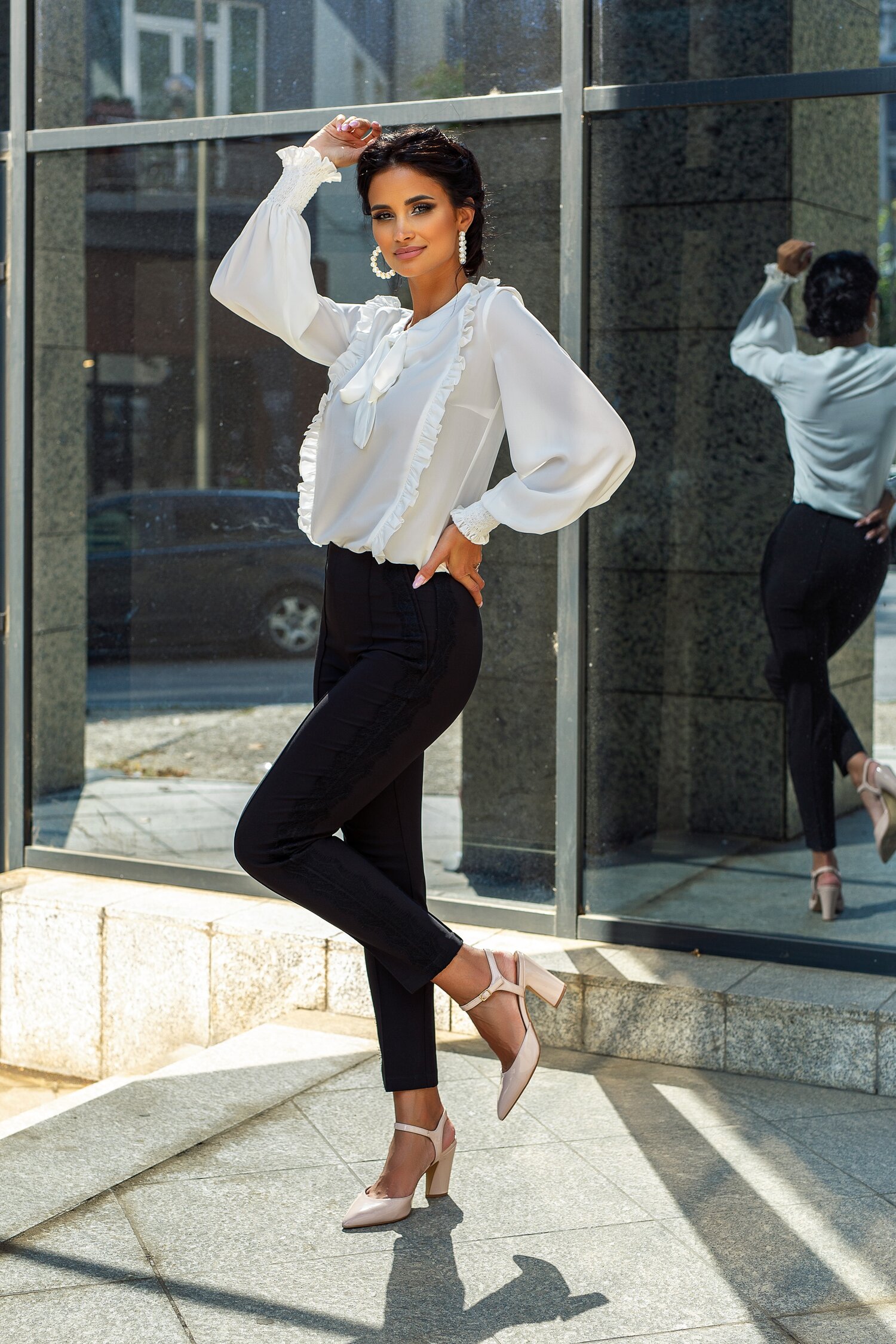 Pantaloni LaDonna by Catalin Botezatu negri cu lampas din dantela