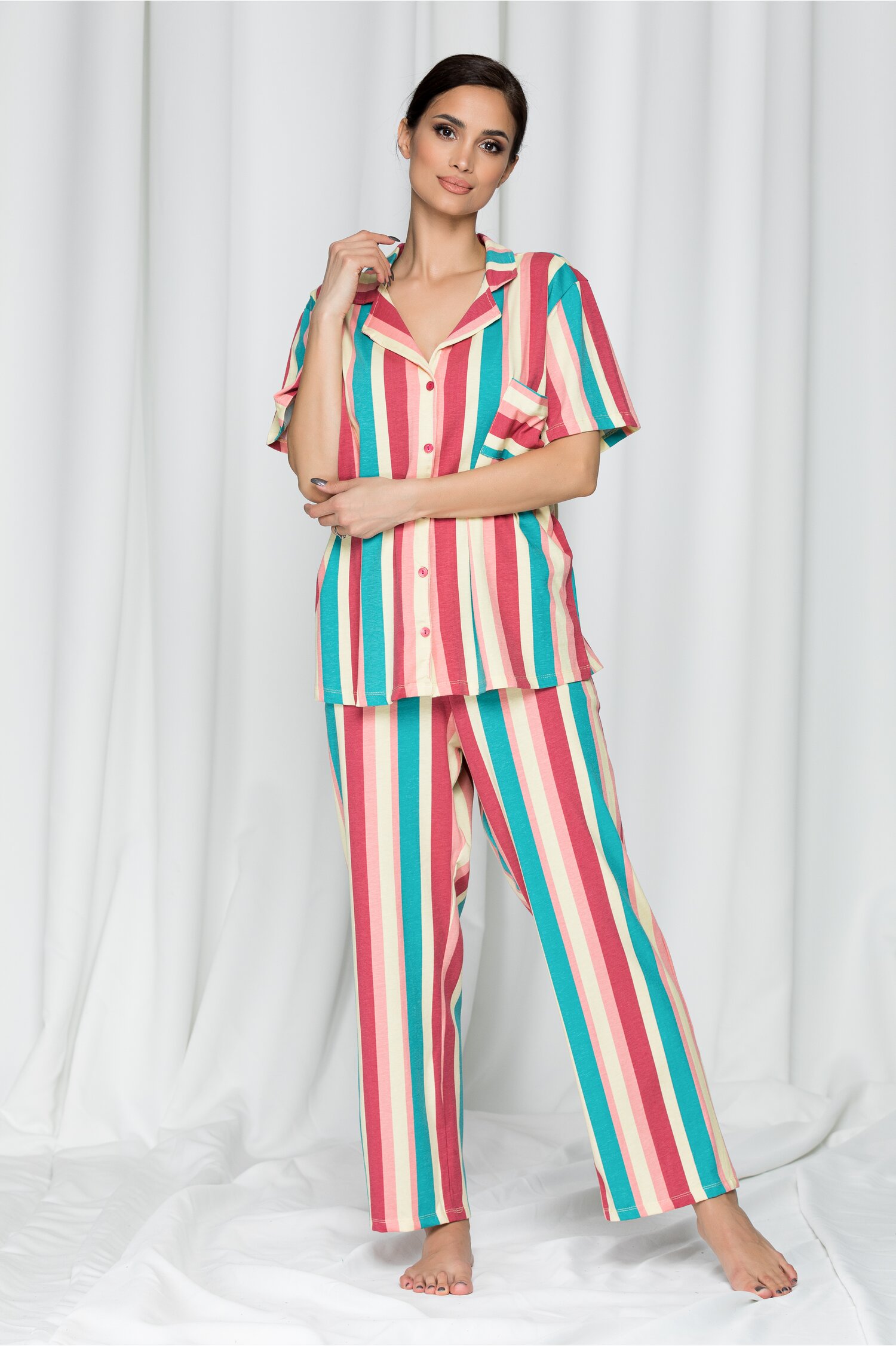 Pijama Clarisa cu pantaloni lungi si dungi verticale dyfashion.ro dyfashion.ro