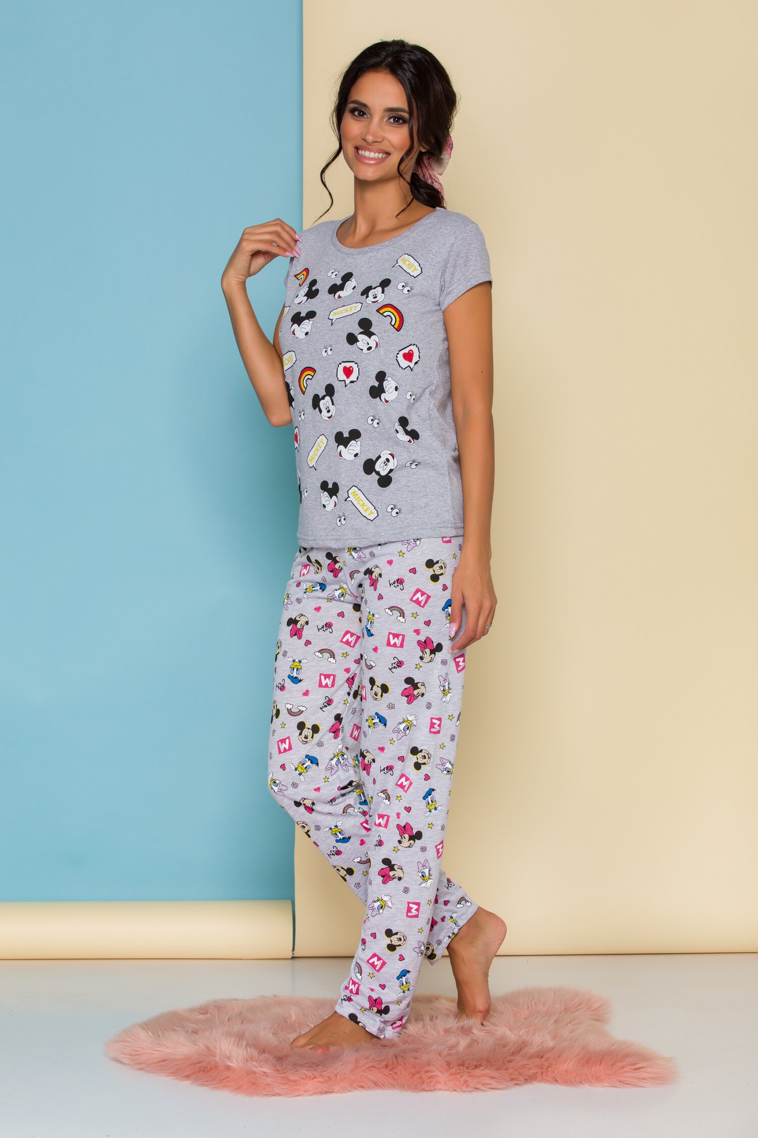 Pijama Disney gri cu imprimeu