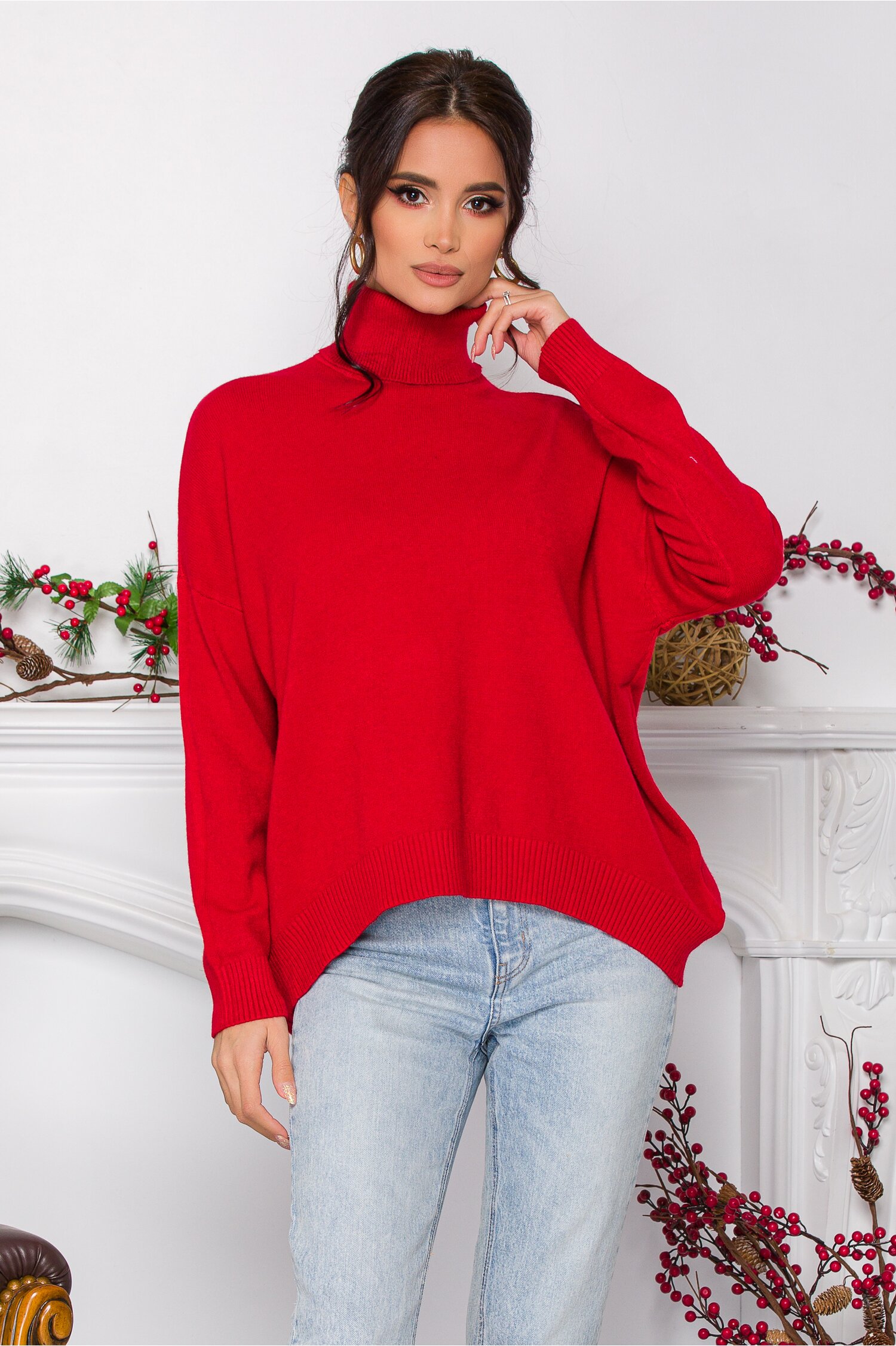 Pulover rosu cu guler inalt