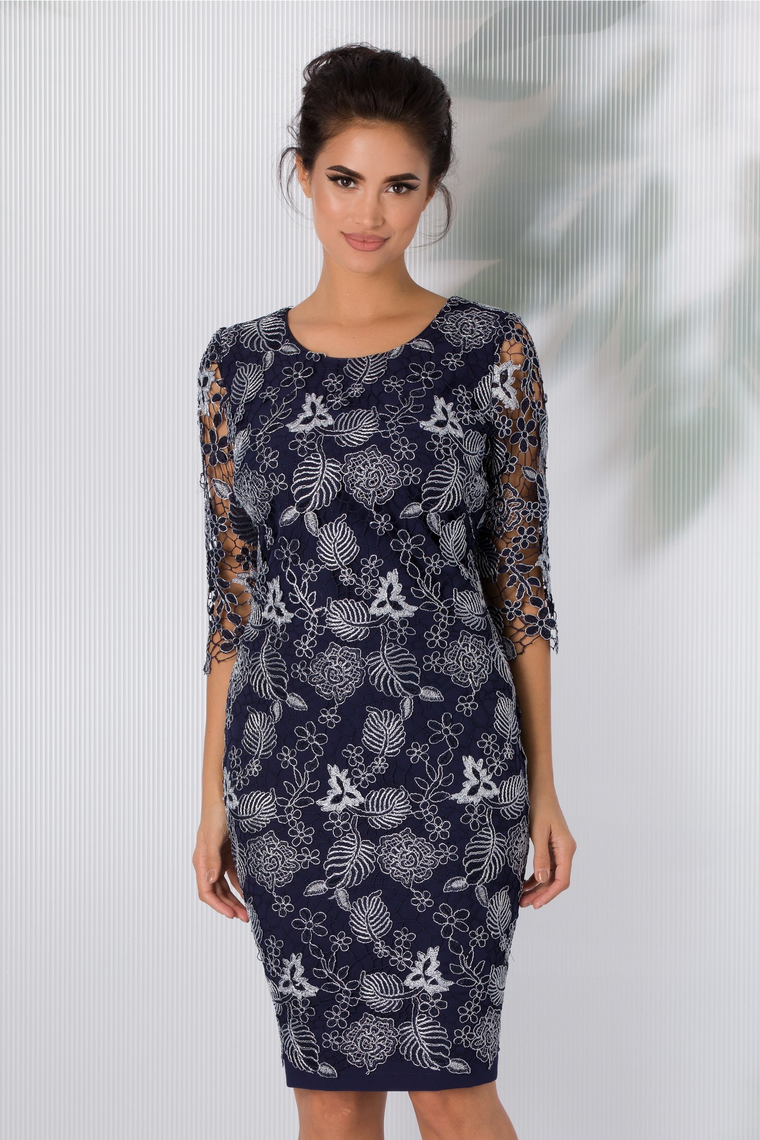 Rochie alison bleumarin cu broderie argintie
