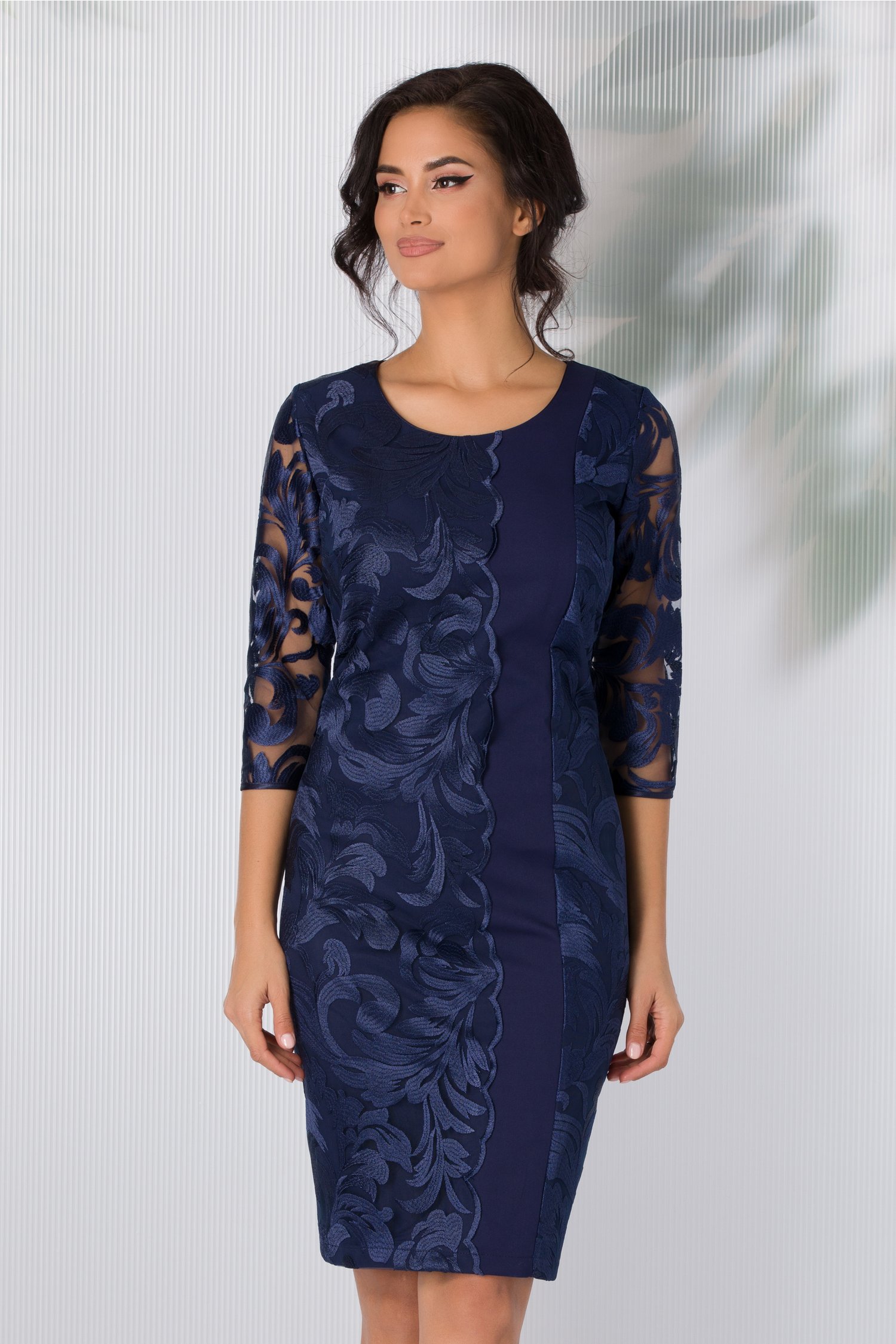 Rochie amanda bleumarin cu dantela