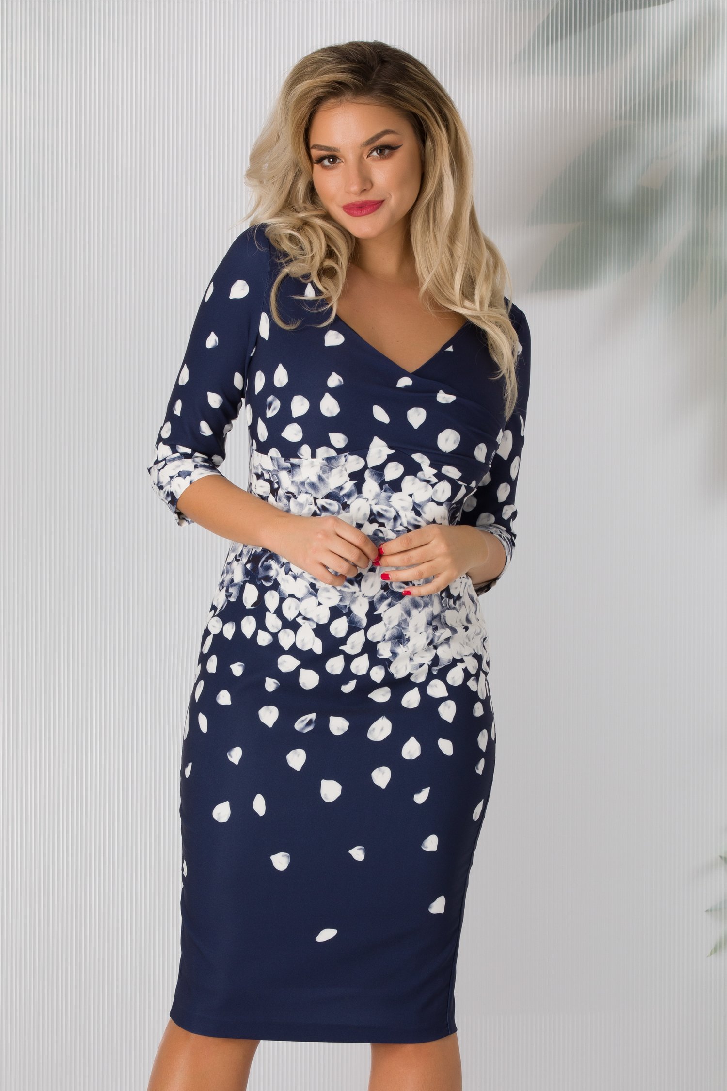 Rochie ariadna bleumarin cu petale albe