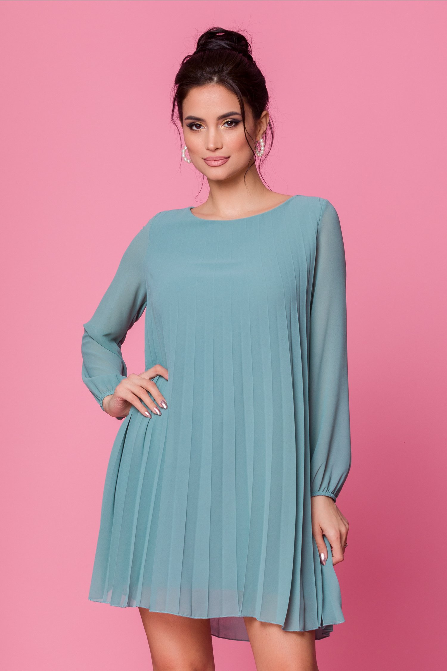 Rochie caroline turcoaz din voal plisat