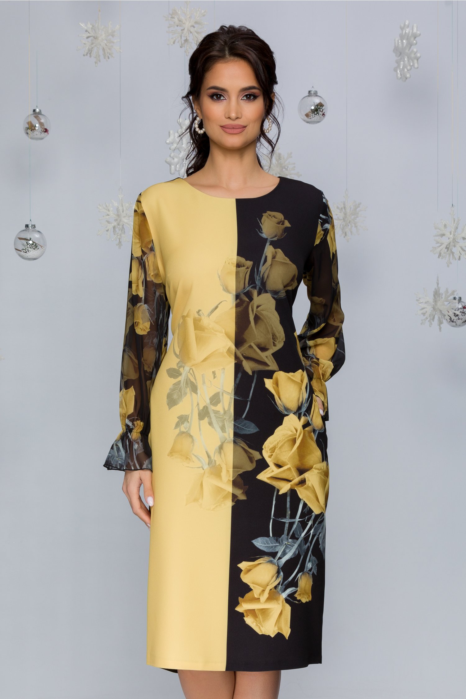 Rochie clara negru cu galben pal si imprimeu floral si maneci din voal
