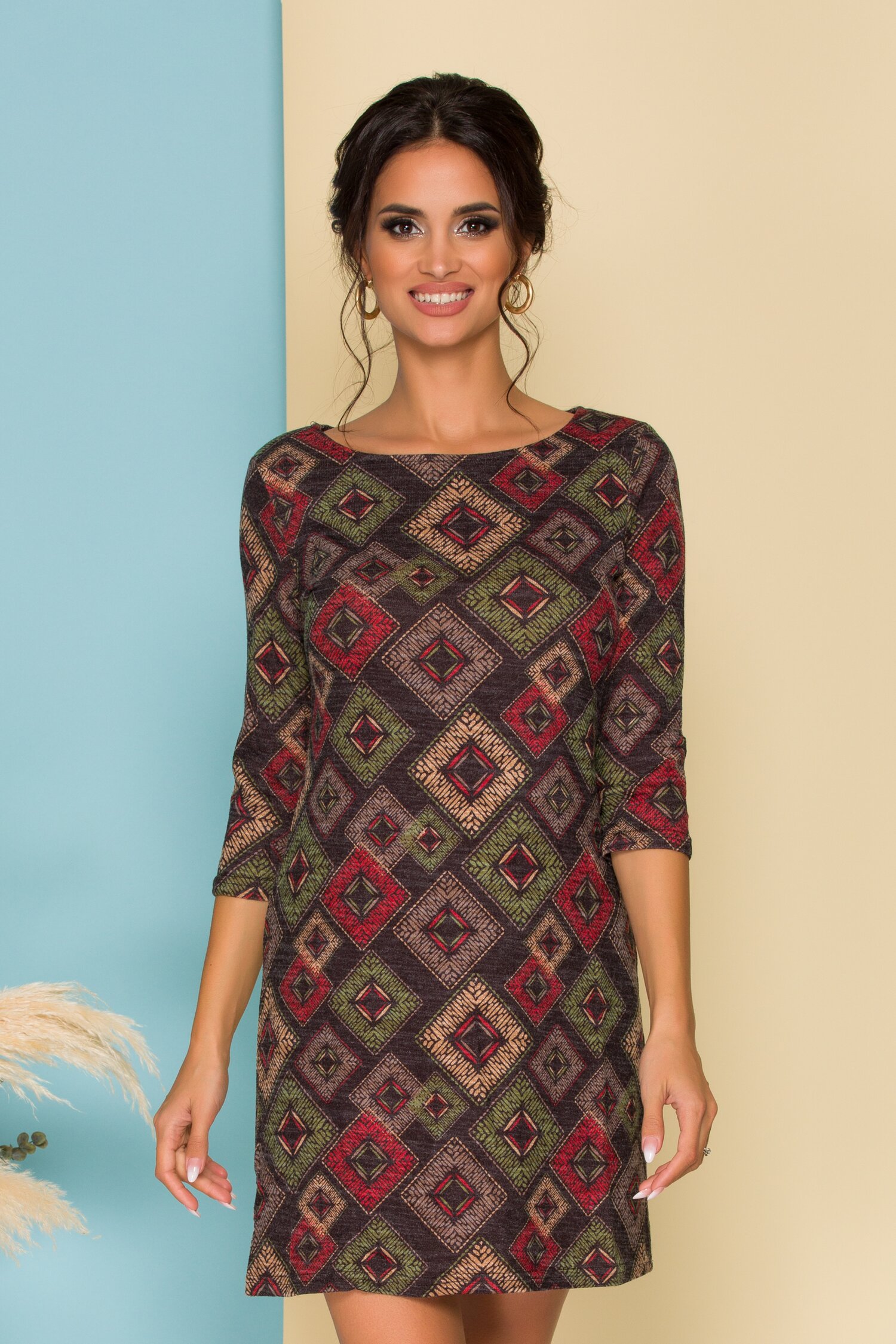 Rochie Damiana gri cu romburi colorate