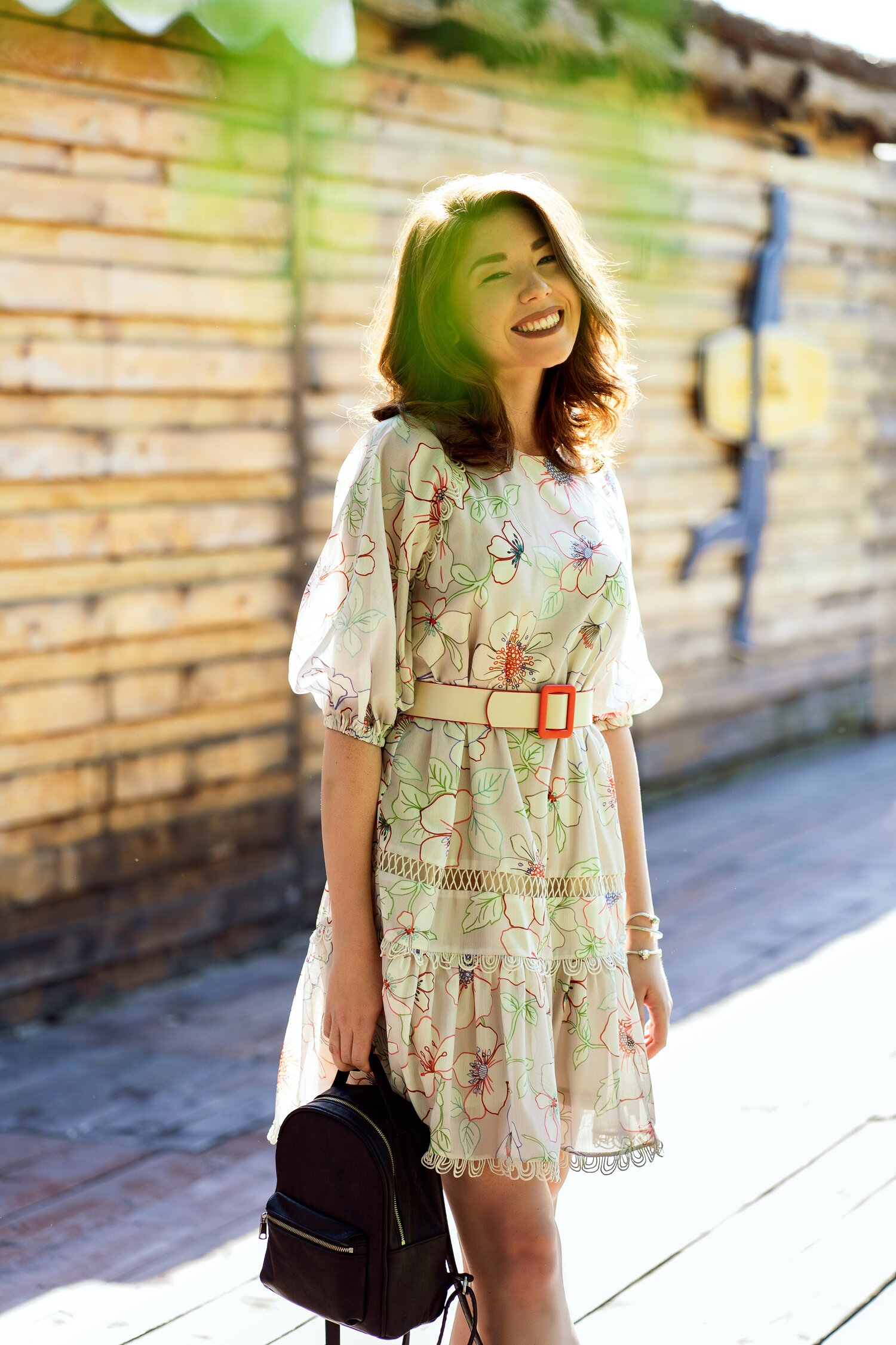 Rochie Dima bej cu imprimeuri florale