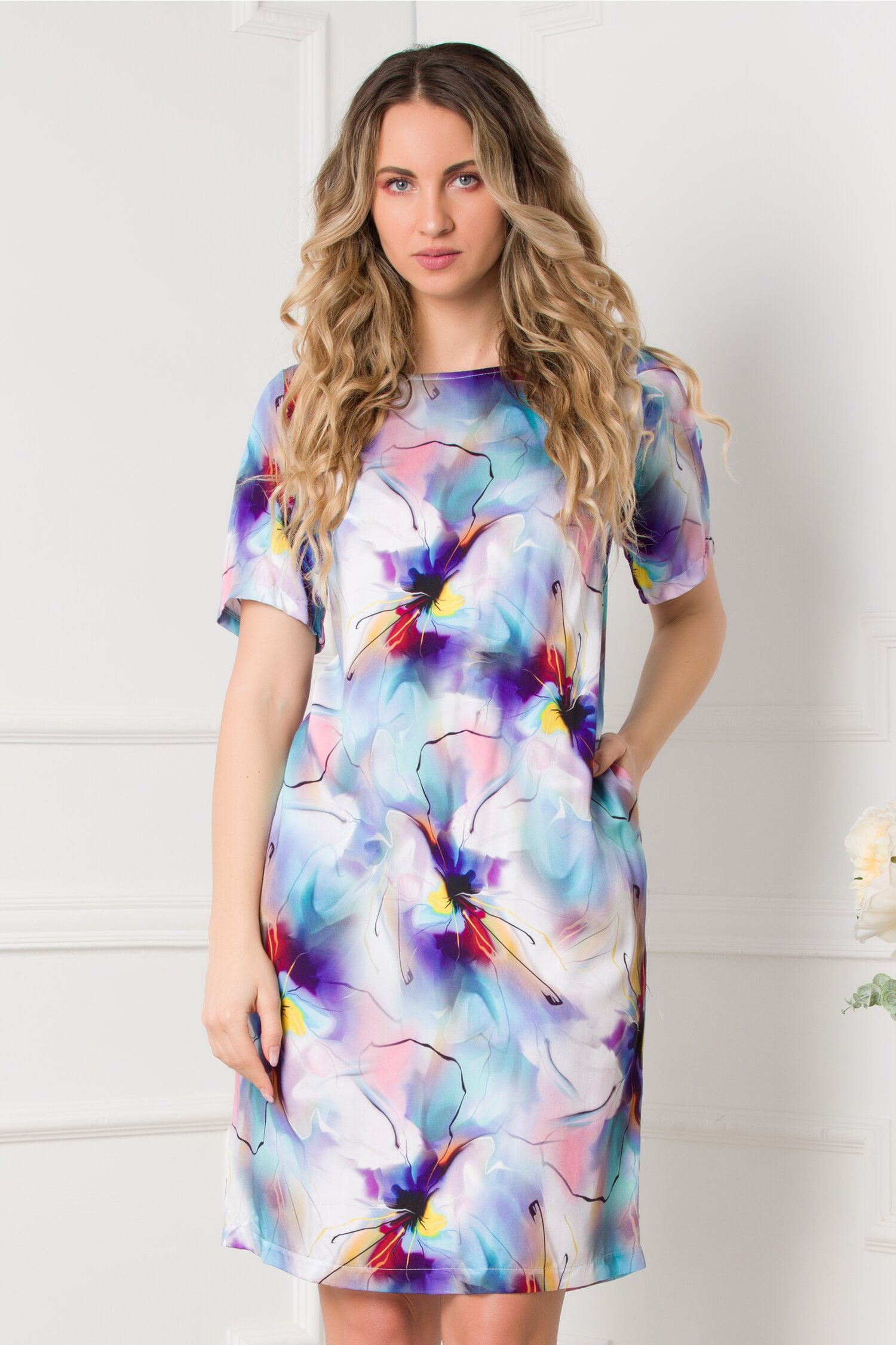 Rochie Dory cu imprimeuri florale pastelate