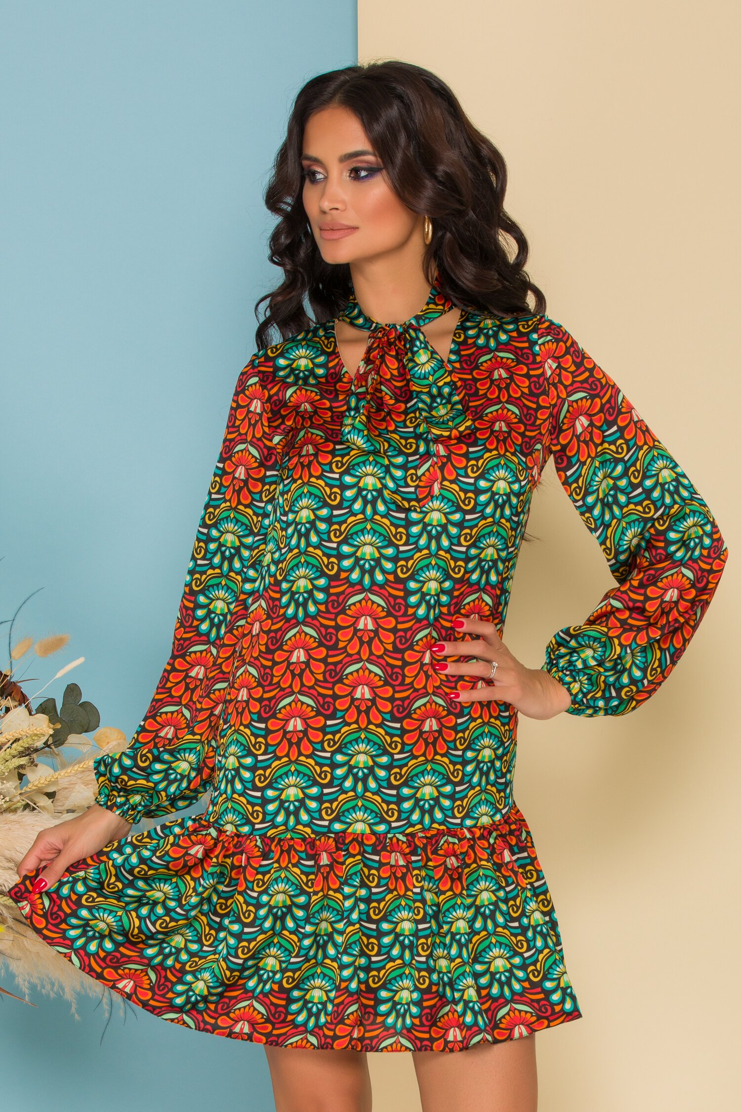 Rochie LaDonna by Catalin Botezatu cu imprimeuri orange si guler tip esarfa