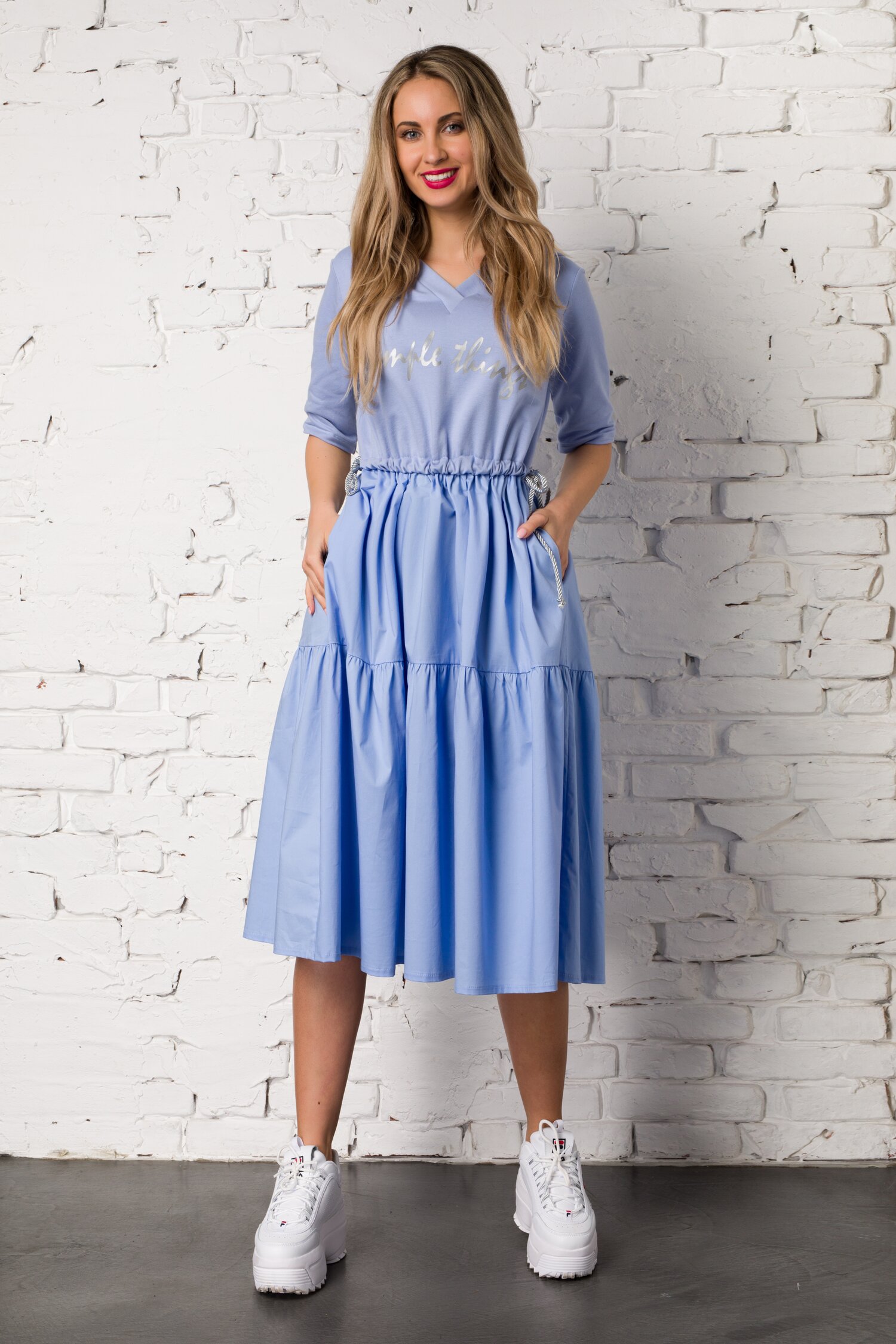 Rochie LaDonna casual tip hanorac bleu cu gluga si text pe bust