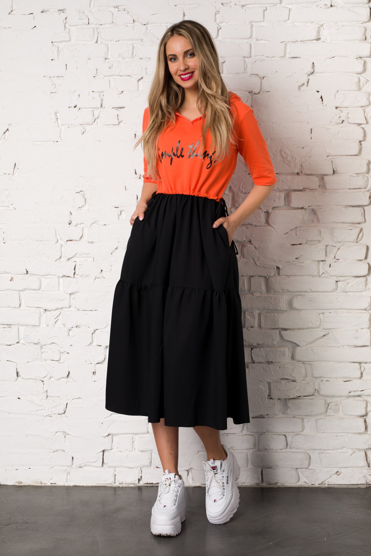 Rochie LaDonna casual tip hanorac orange cu gluga si text pe bust