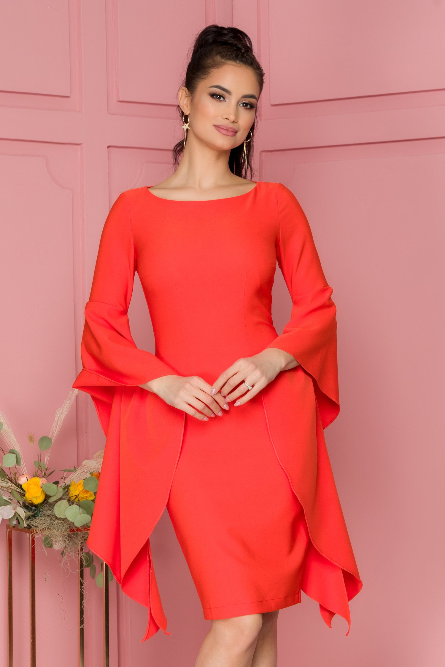 Rochie LaDonna orange conica cu maneci fantezie