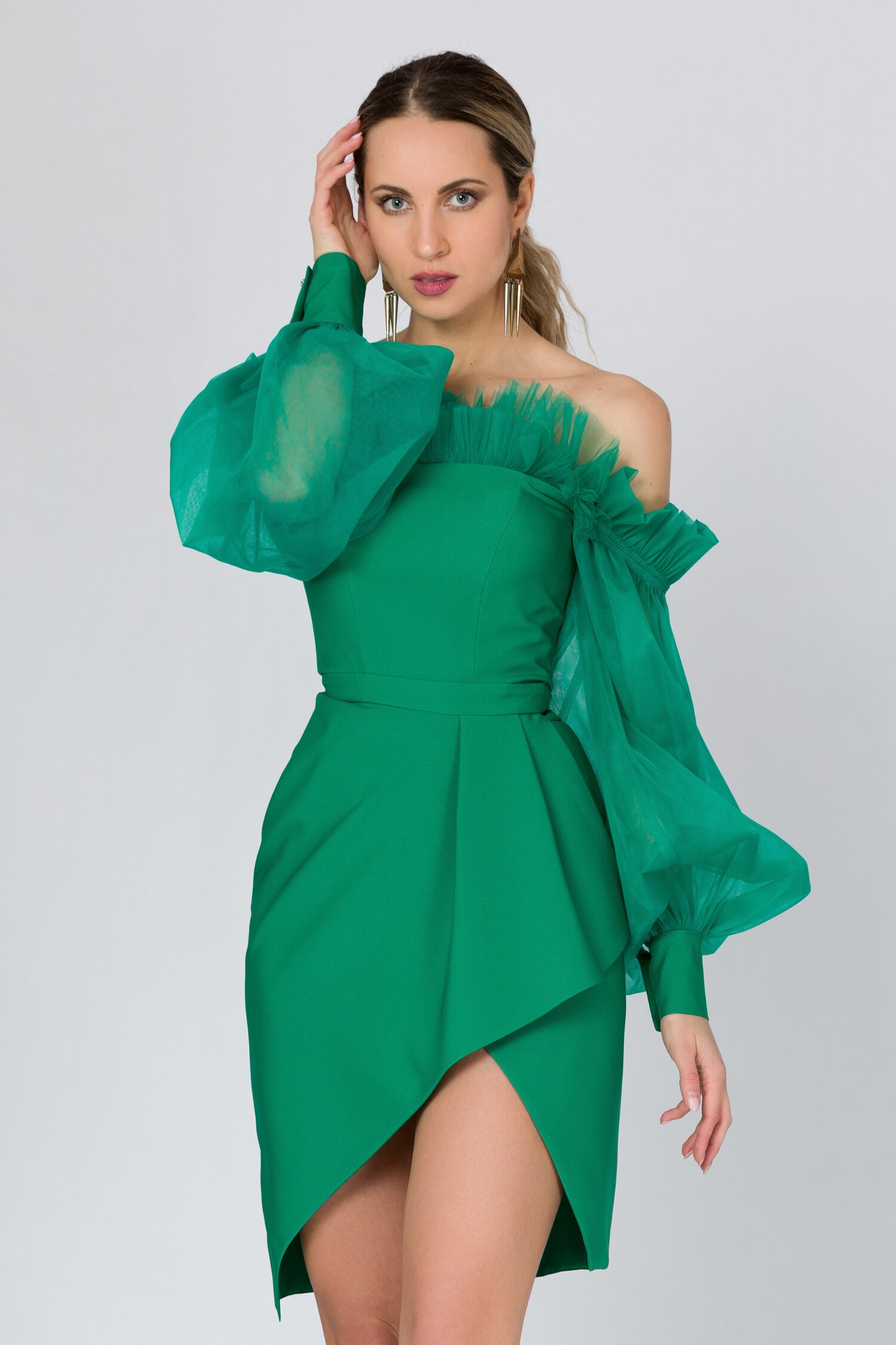 Rochie LaDonna verde accesorizata cu tull delicat