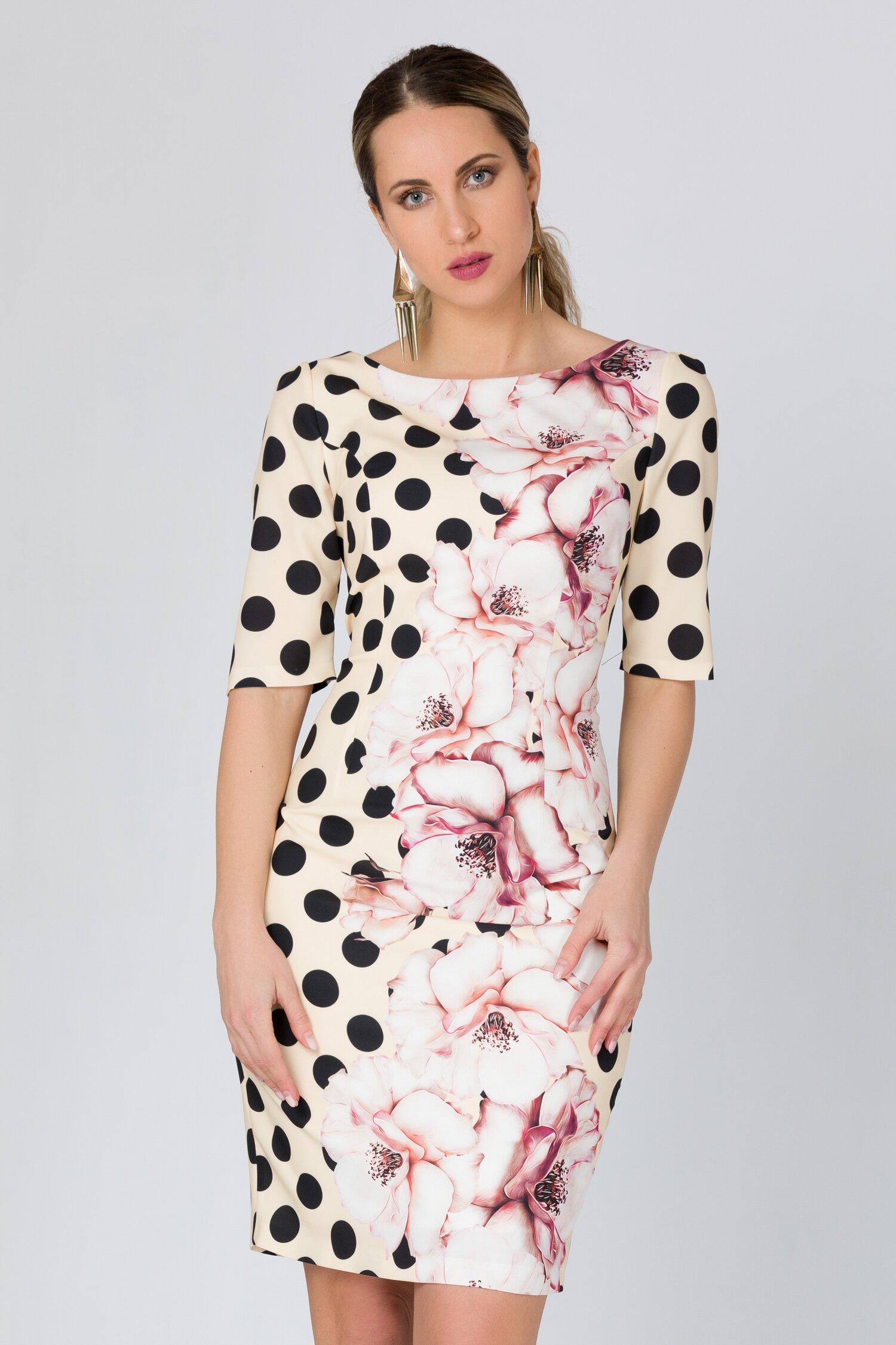 Rochie Lucy bej cu buline si flori