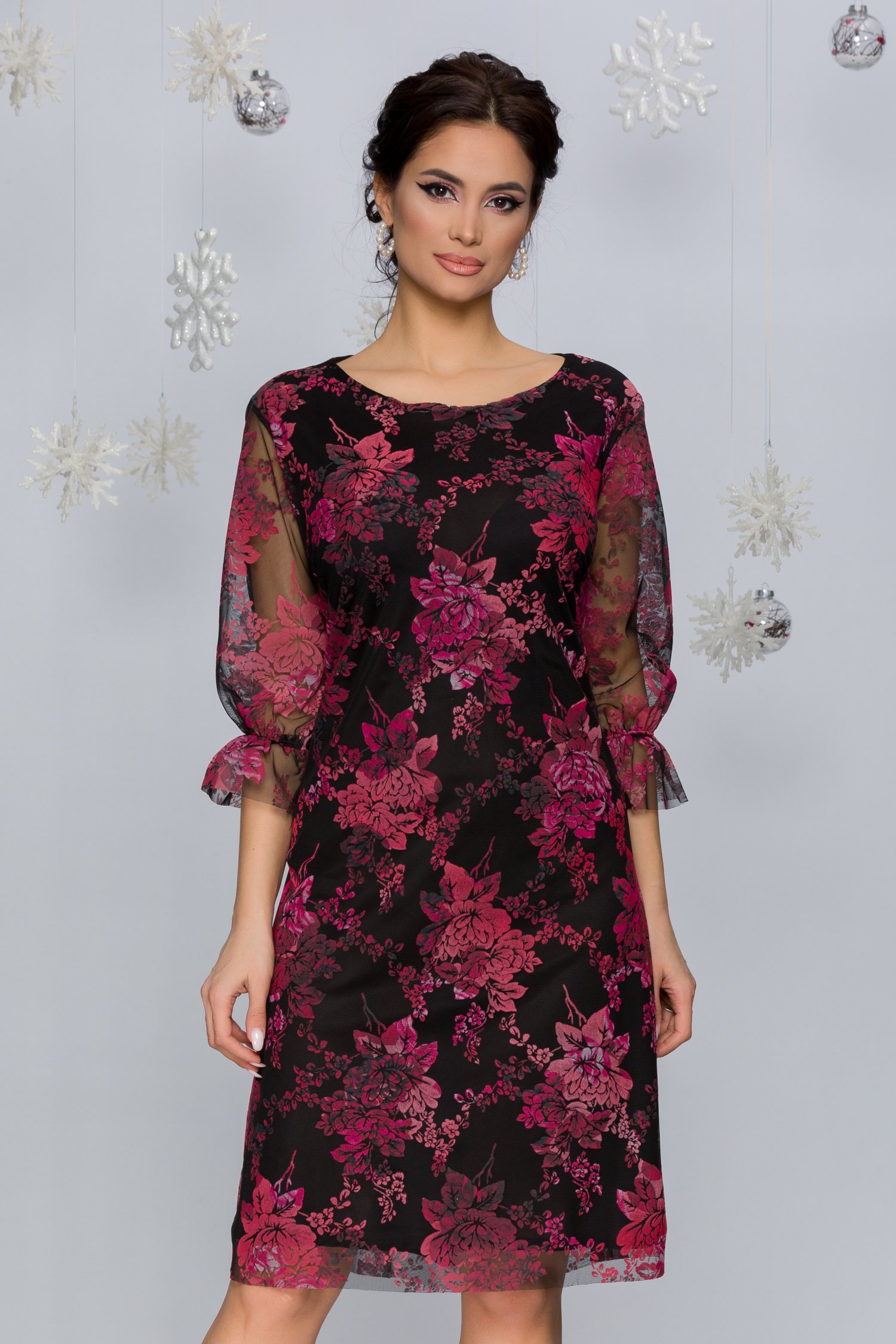 Rochie magie neagra cu imprimeu floral roz