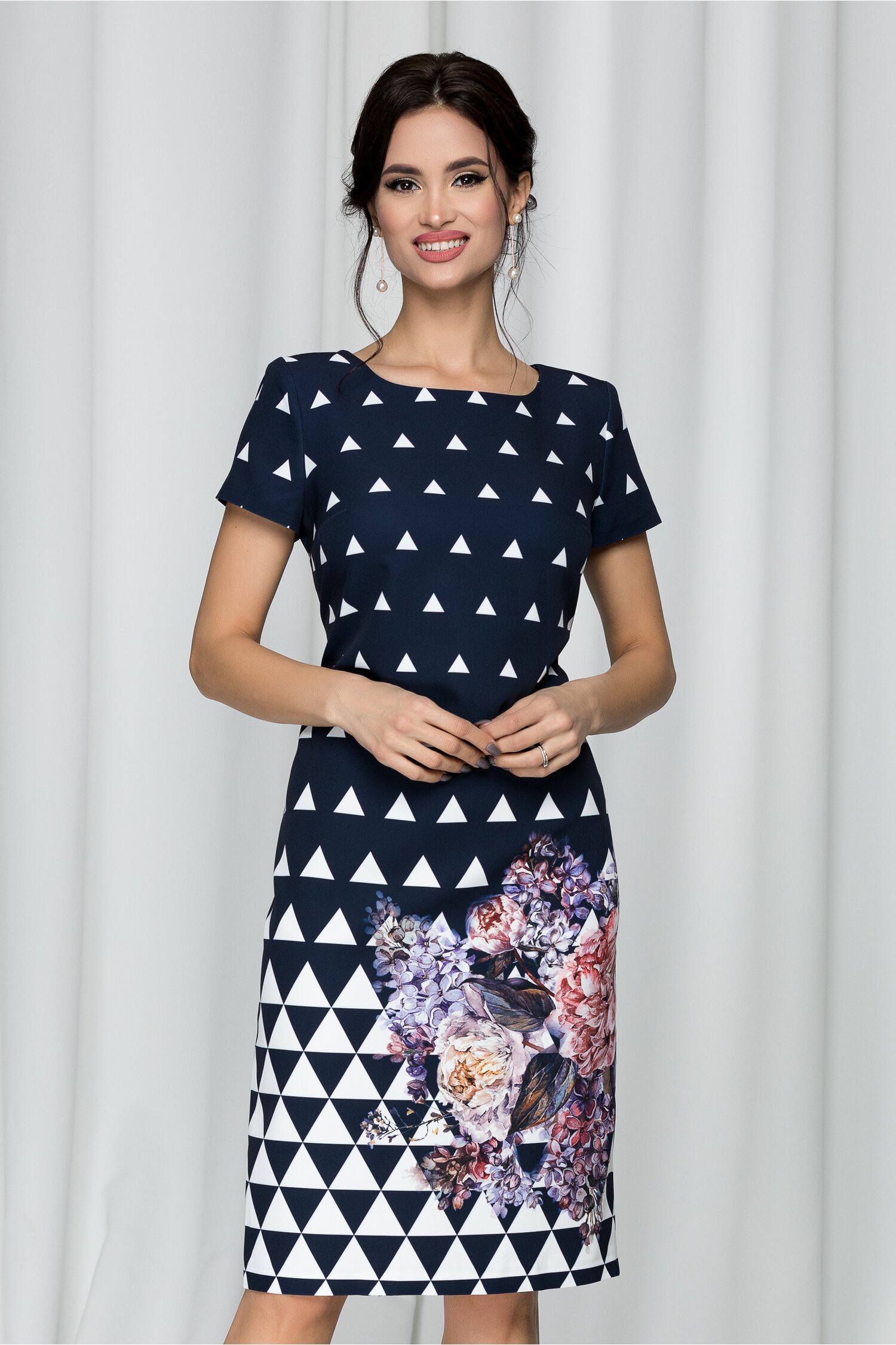 Rochie martina bleumarin cu maneci scurte si decolteu rotund