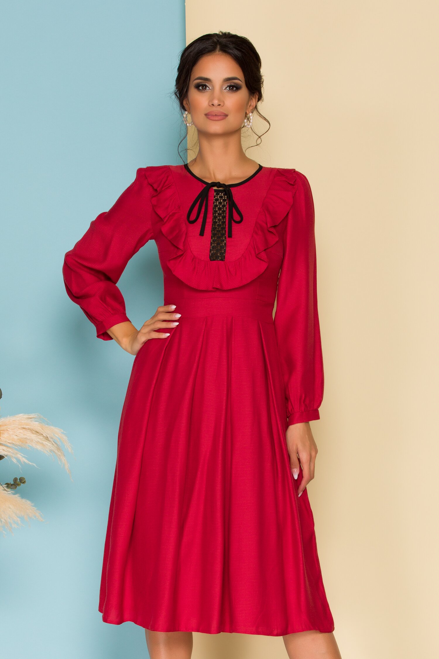 Rochie Moze caramizie cu volane la bust