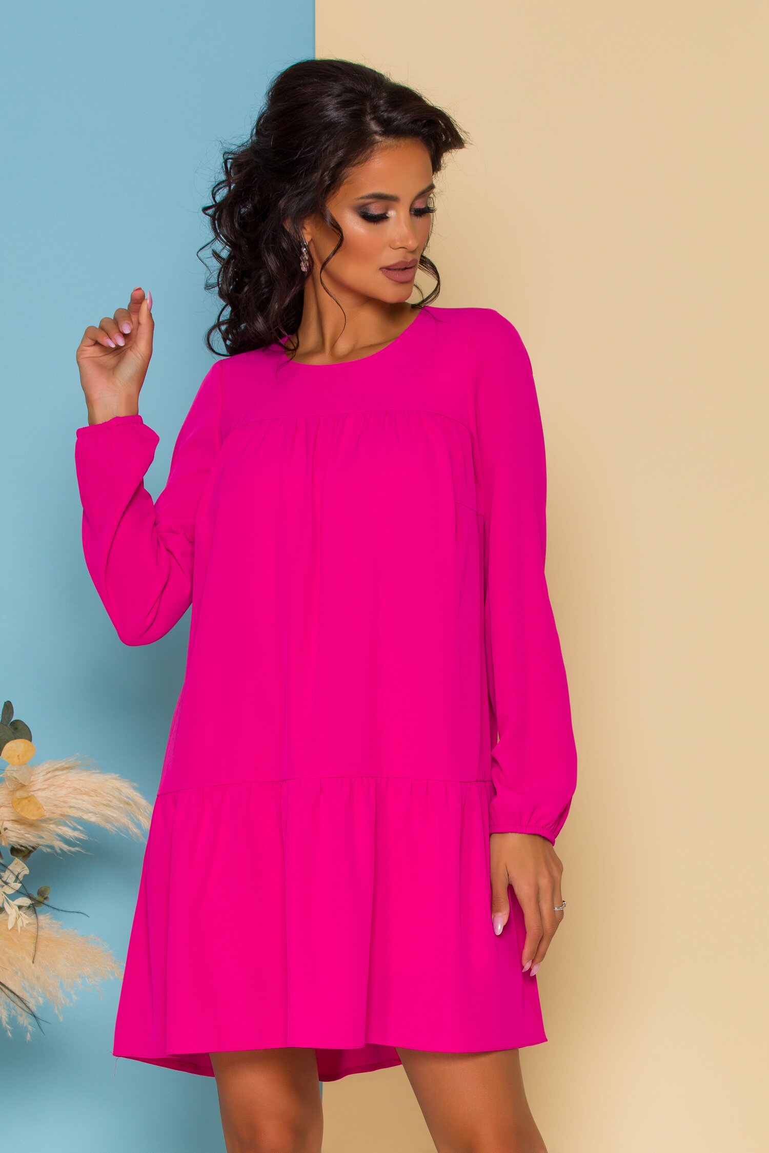 Rochie Moze fucsia evazata cu volan la baza