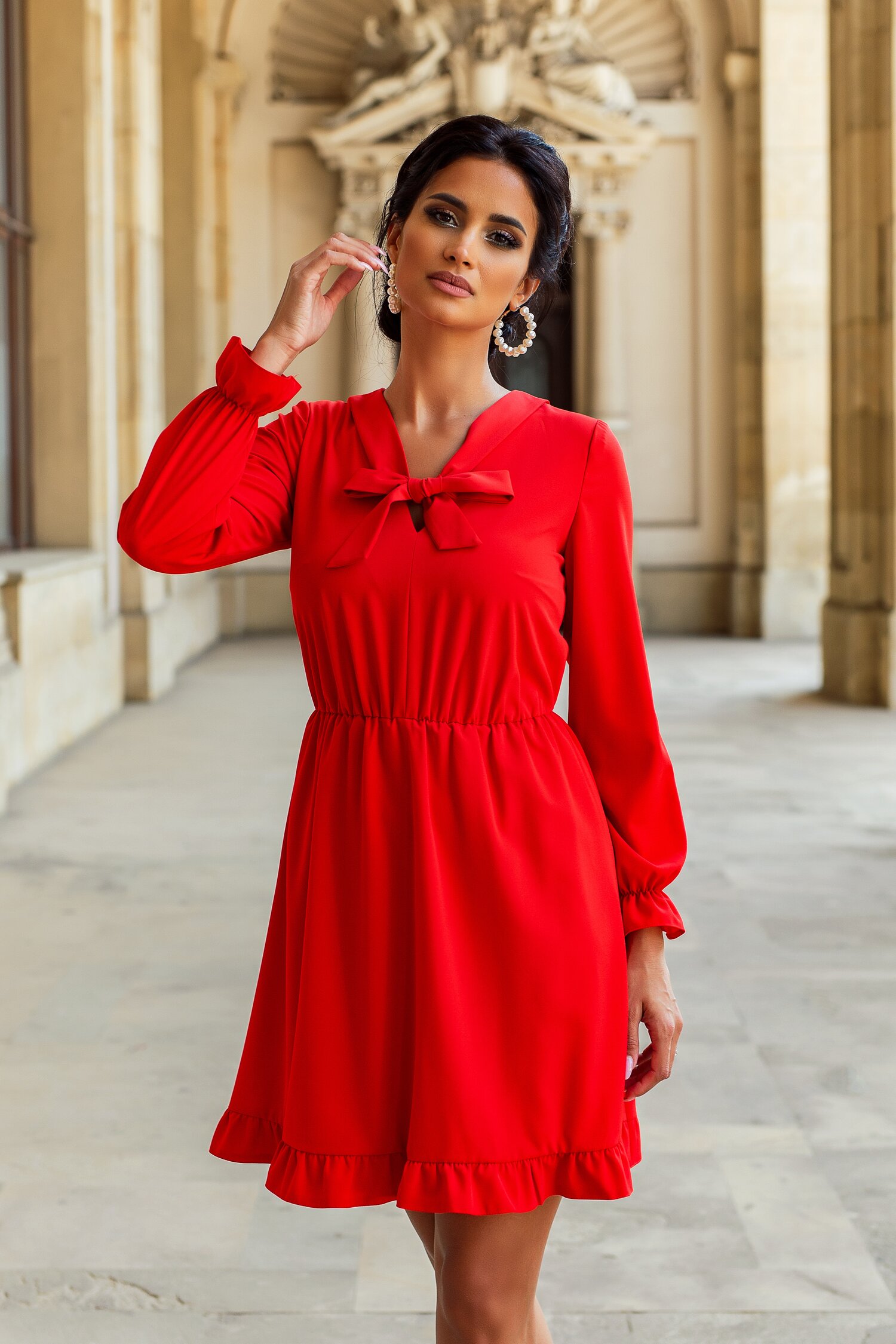 Rochie Moze rosie cu guler tip esarfa