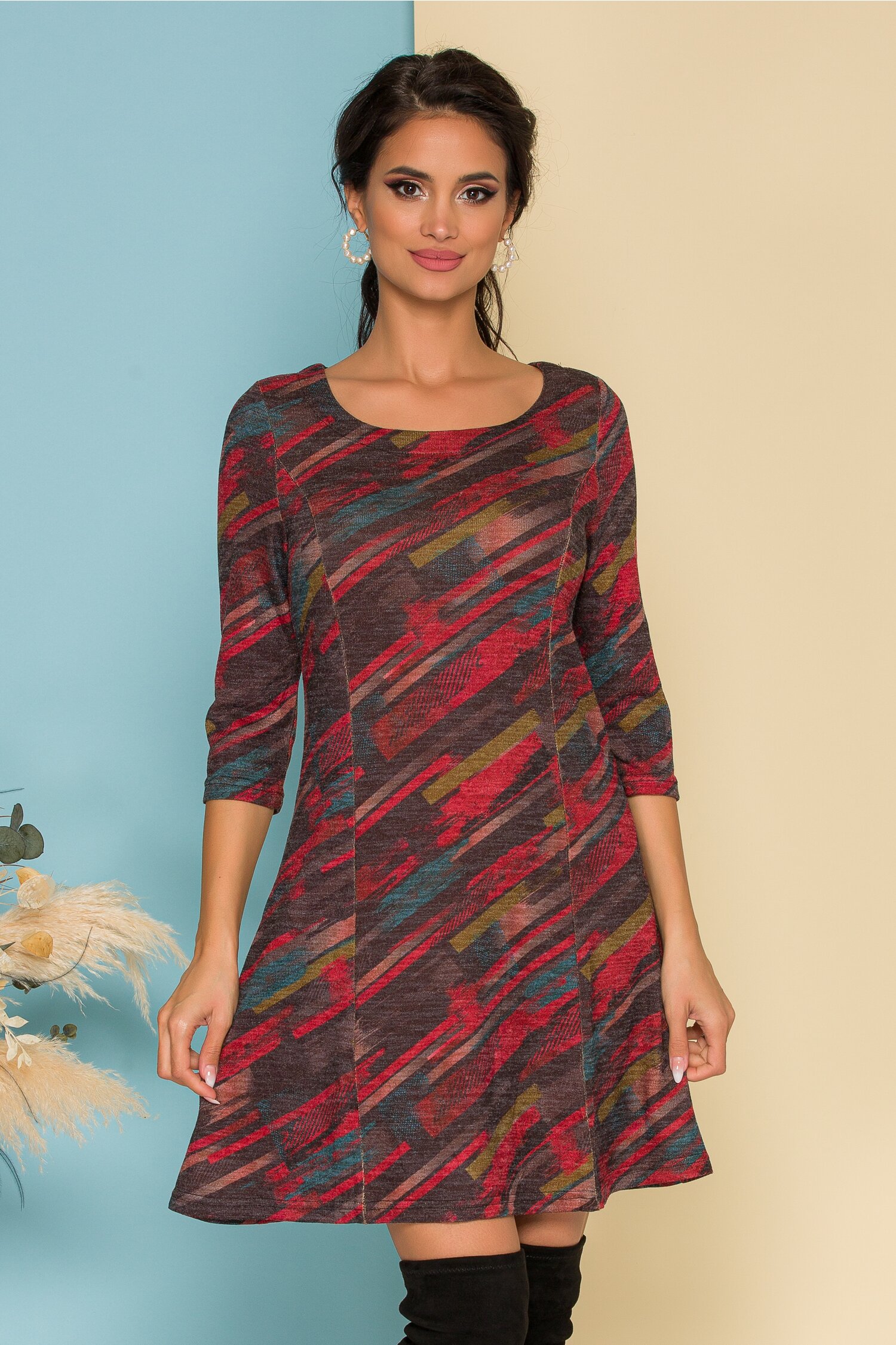 Rochie Nadia cu imprimeu in dungi bordo