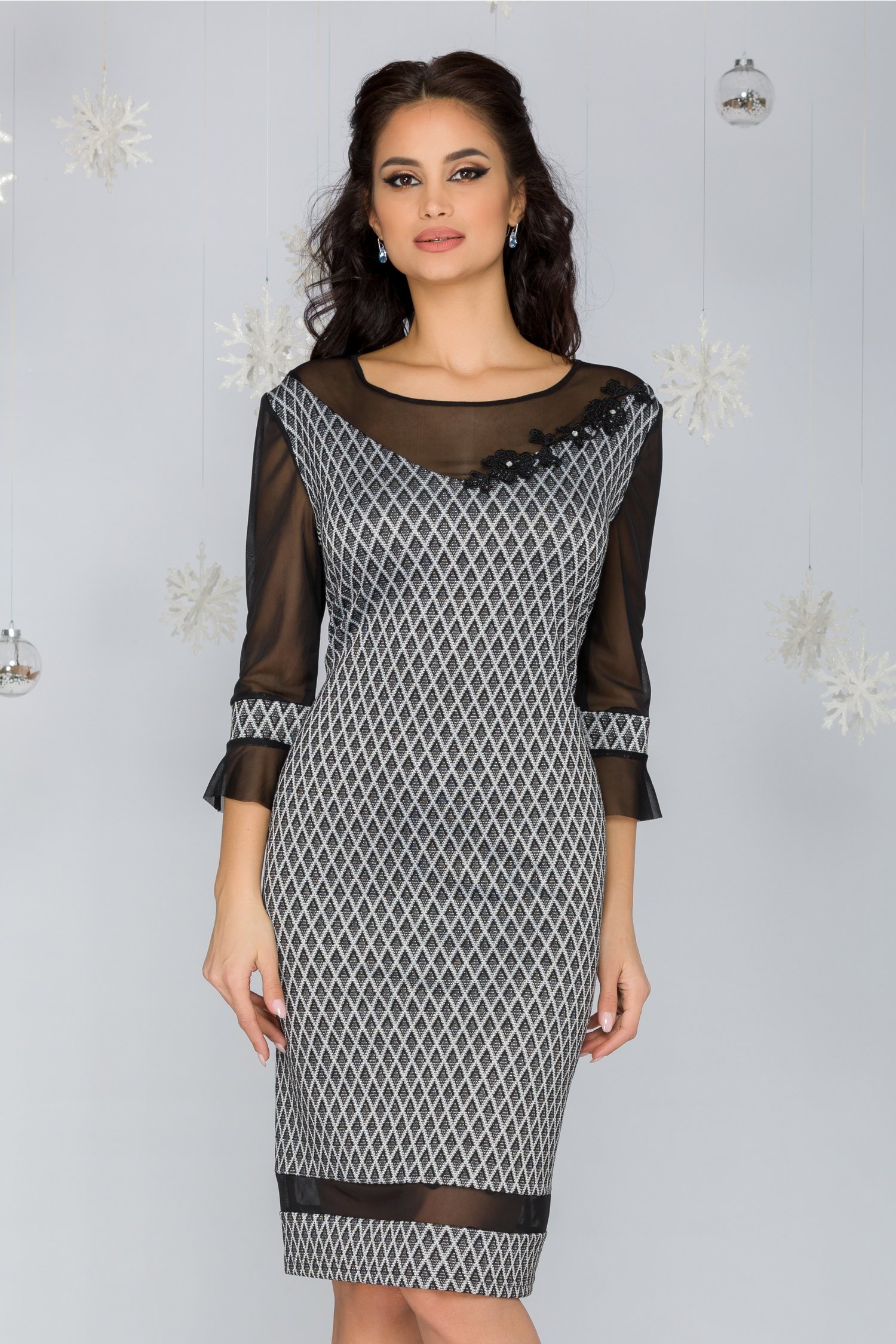 Rochie Pamy cu romburi si insertii din fir lurex