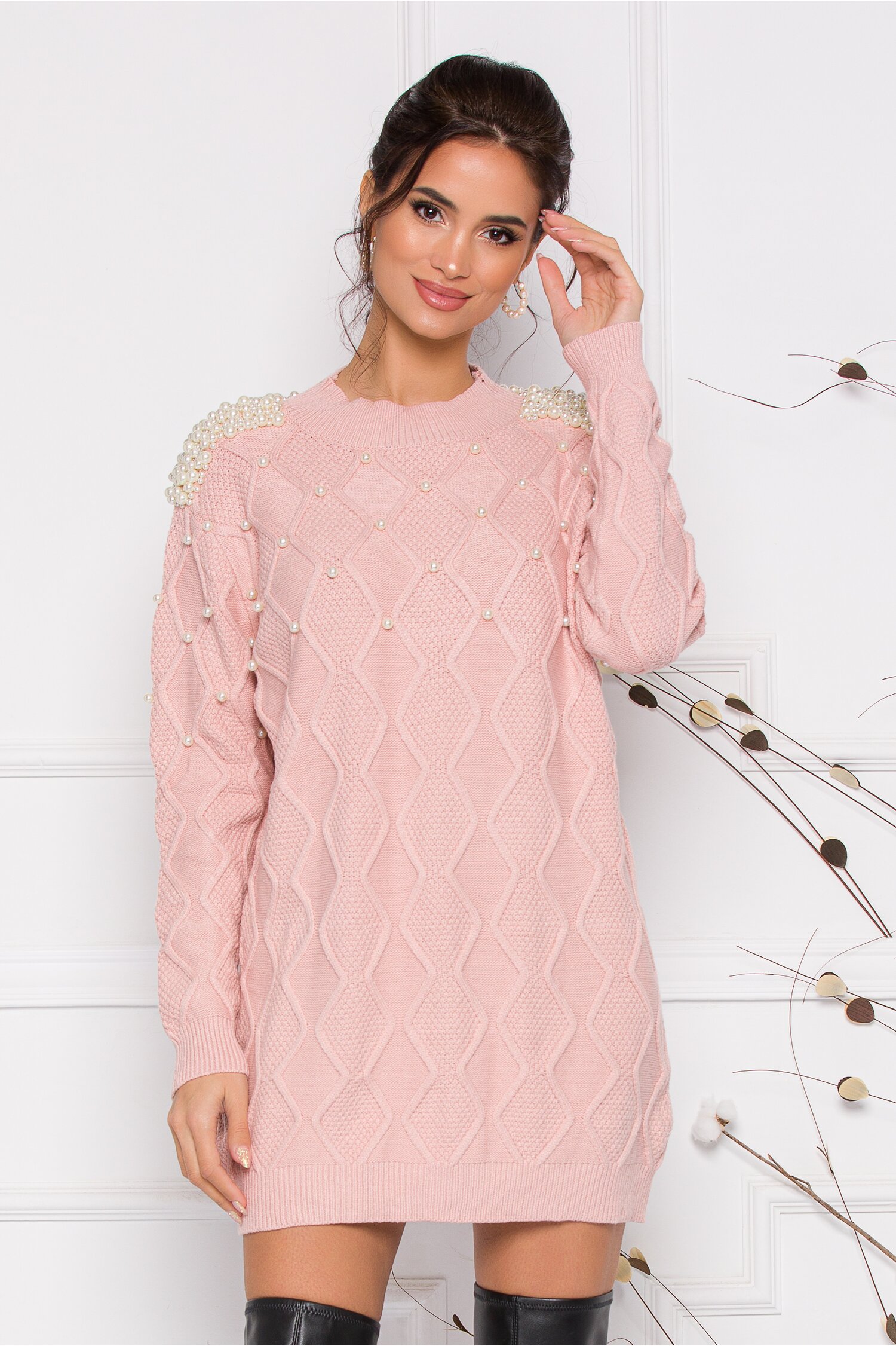 Rochie Pearl roz din tricot accesorizata cu perlute