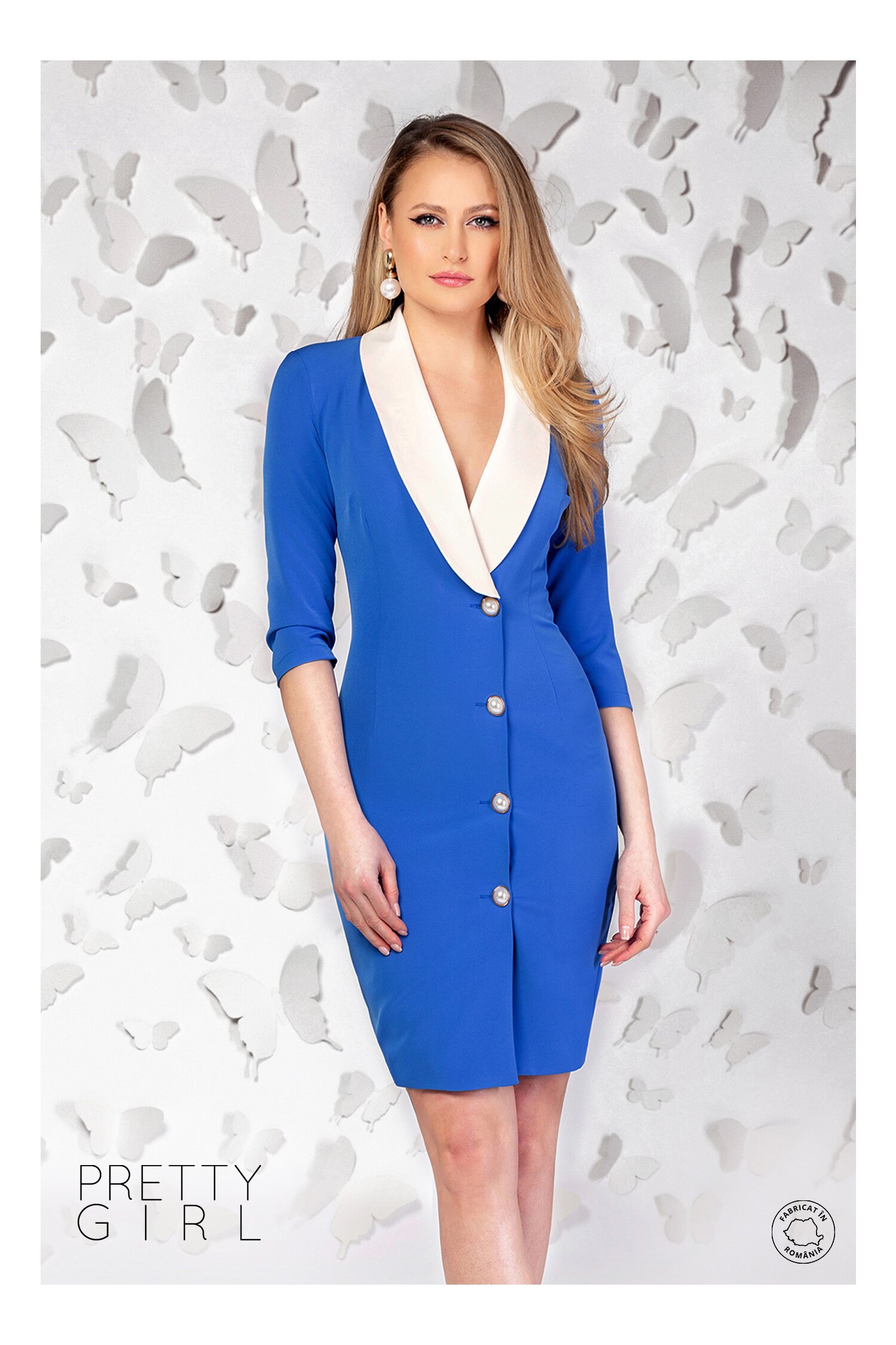 Rochie Pretty Girl albastra cu un rand de nasturi si guler sal