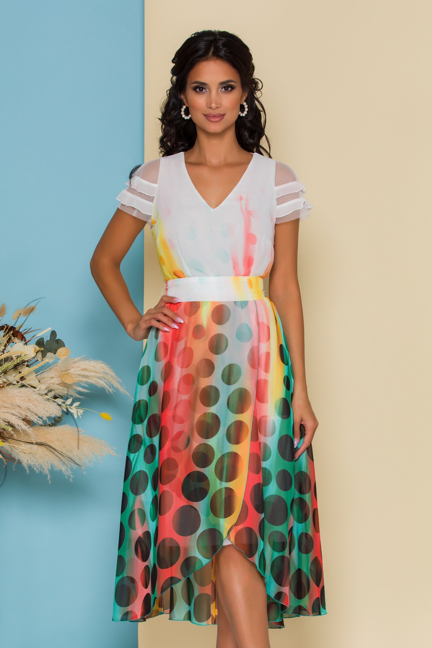 Rochie Tonia alba cu buline si imprimeuri colorate in degrade