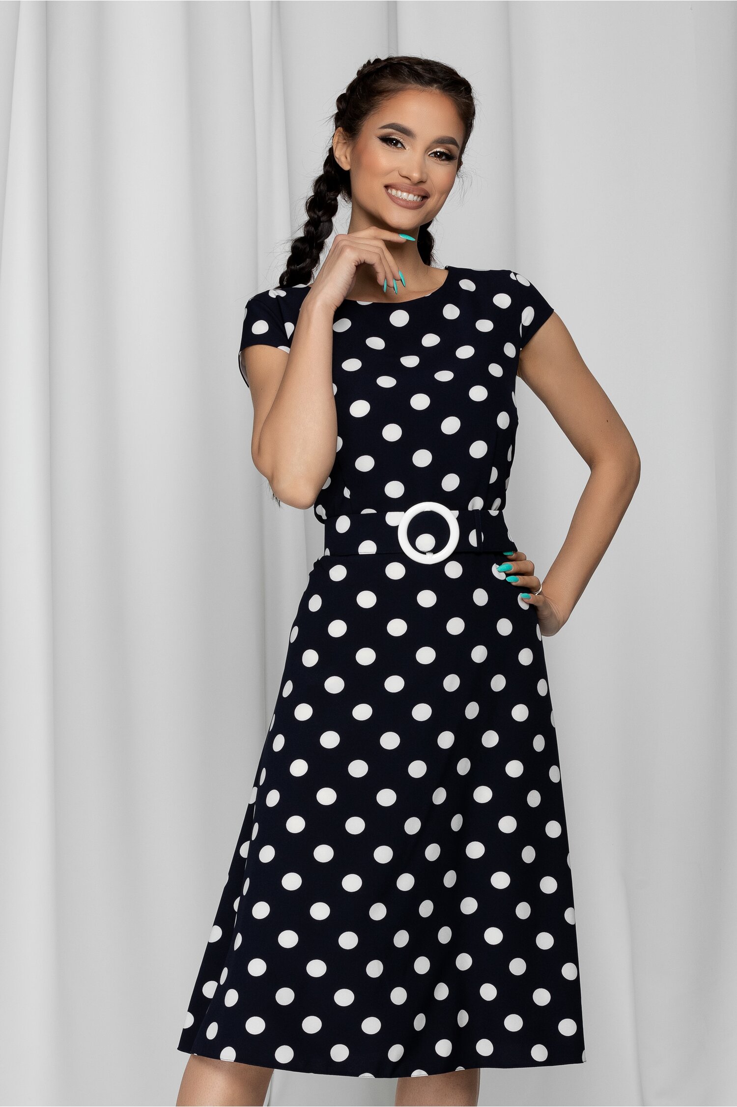 Rochie yadira bleumarin cu buline si curea in talie