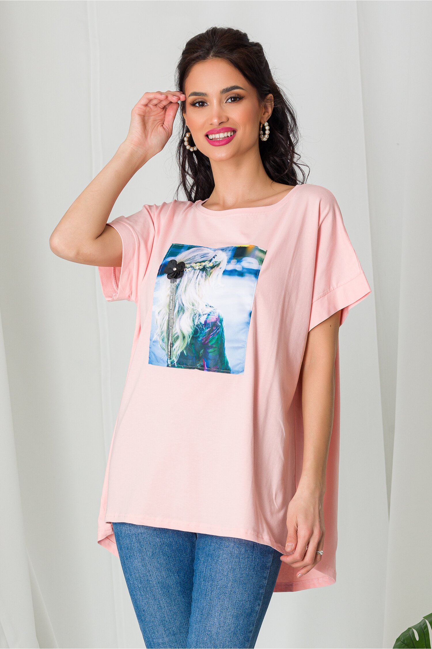 Tricou blonde girl roz cu paiete