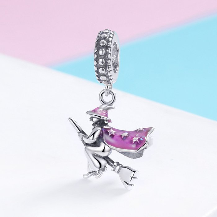 Talisman din argint little witch on the broom