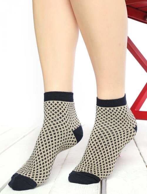 Sosete cu model si fir metalizat socks concept sc-1816