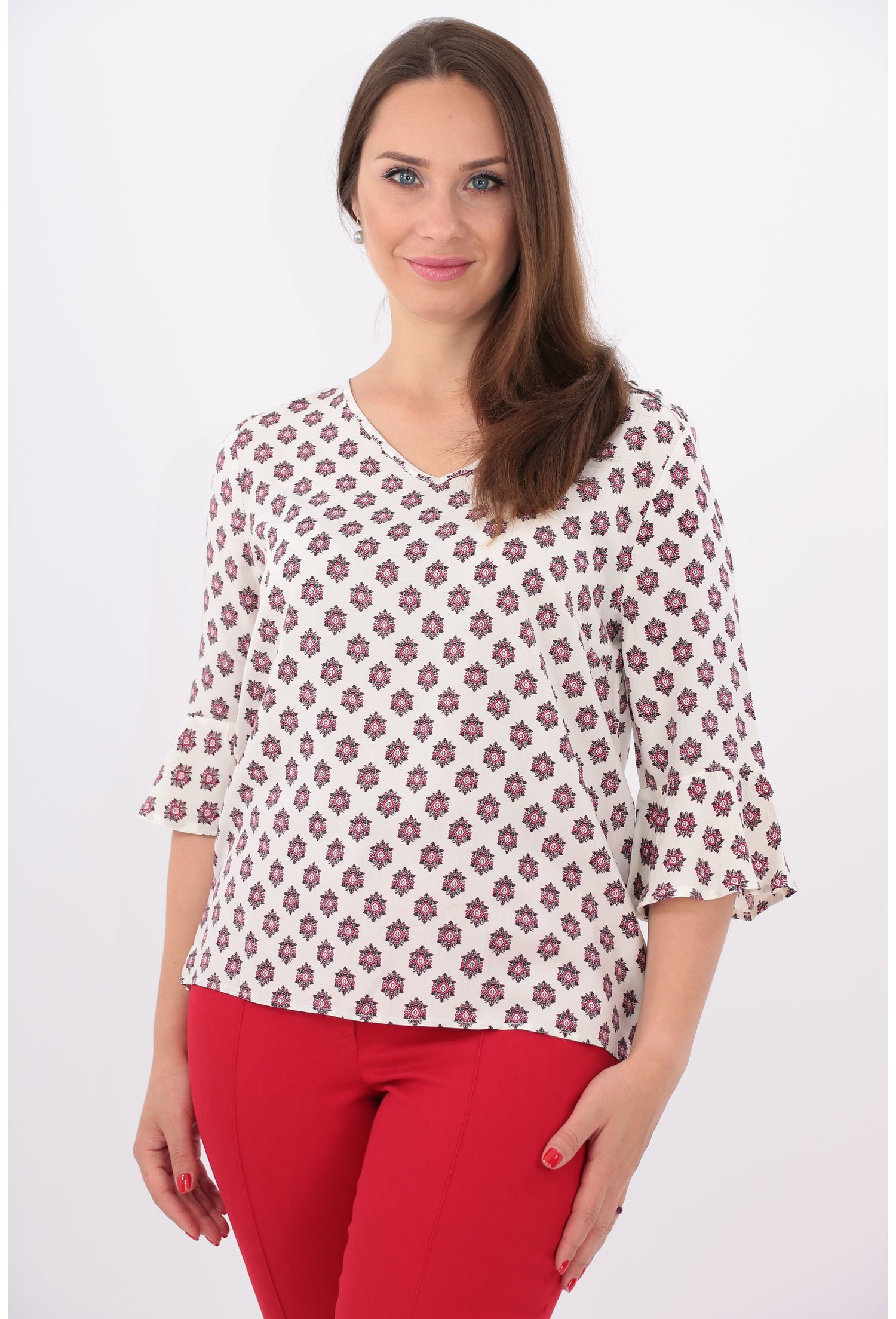 Bluza alba cu imprimeu floral rosu