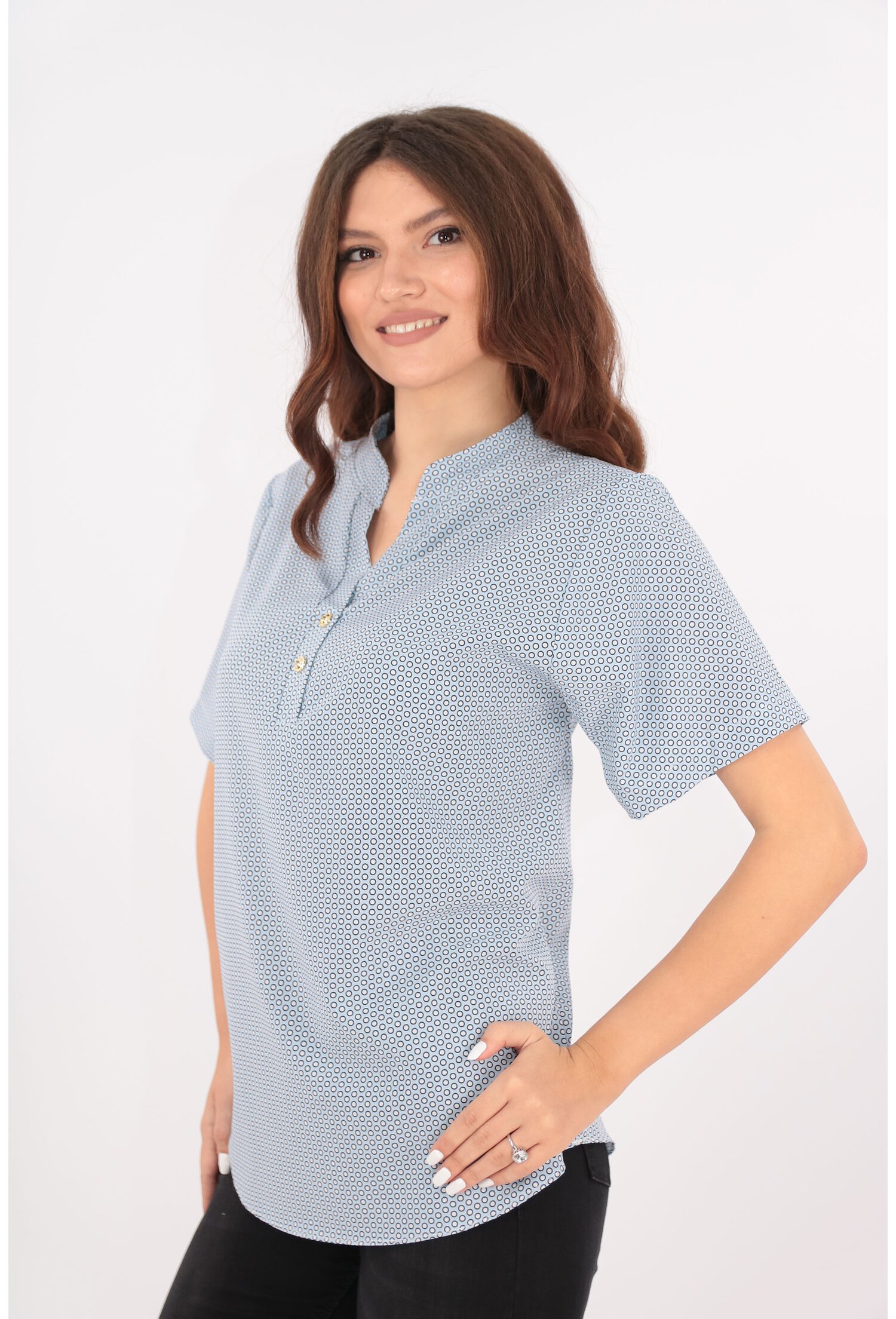 Bluza bleu cu buline mici albe