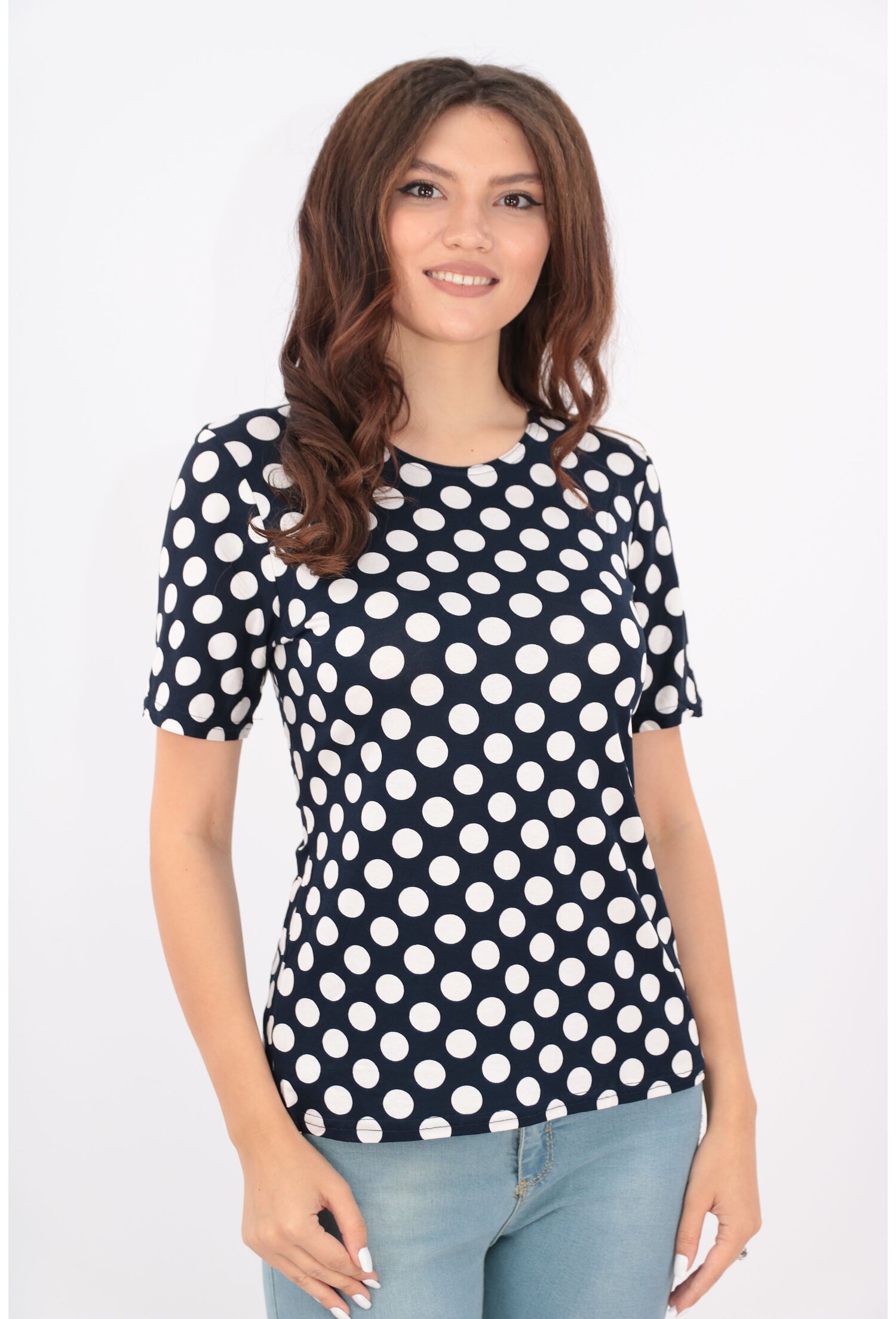 Bluza bleumarin cu buline maxi albe