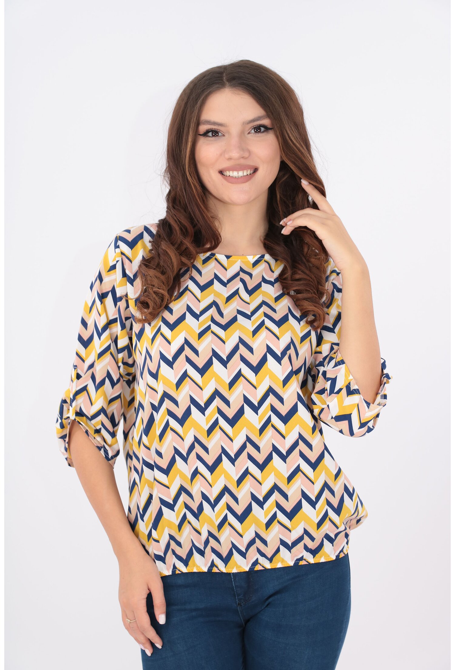 Bluza cu desen geometric bleumarin si mustar