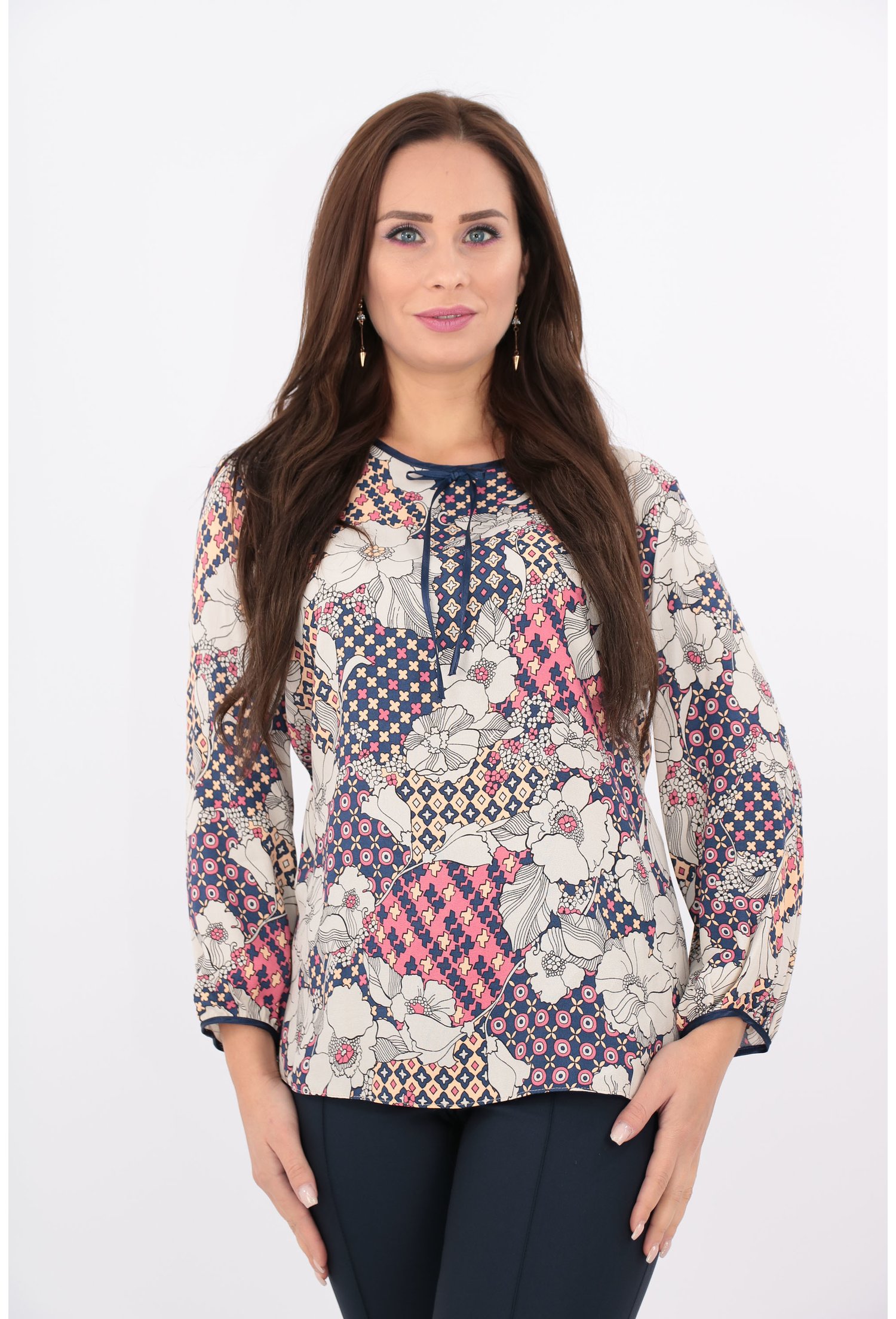 Bluza din vascoza cu imprimeu floral