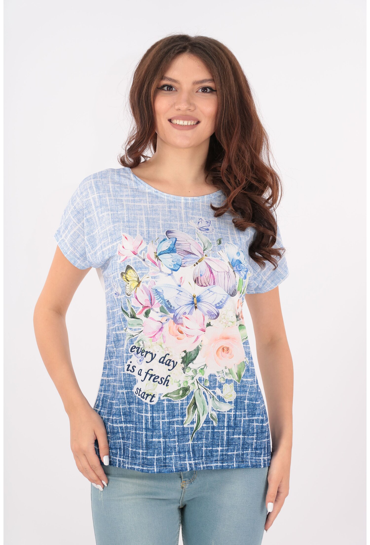 Bluza lejera bleu cu print floral multicolor