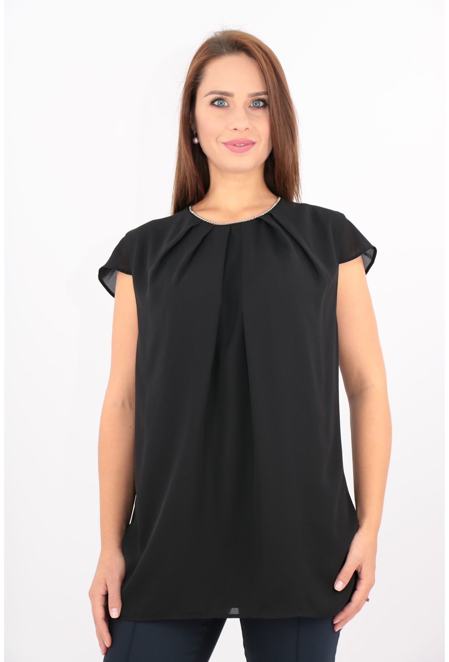 Bluza neagra din voal