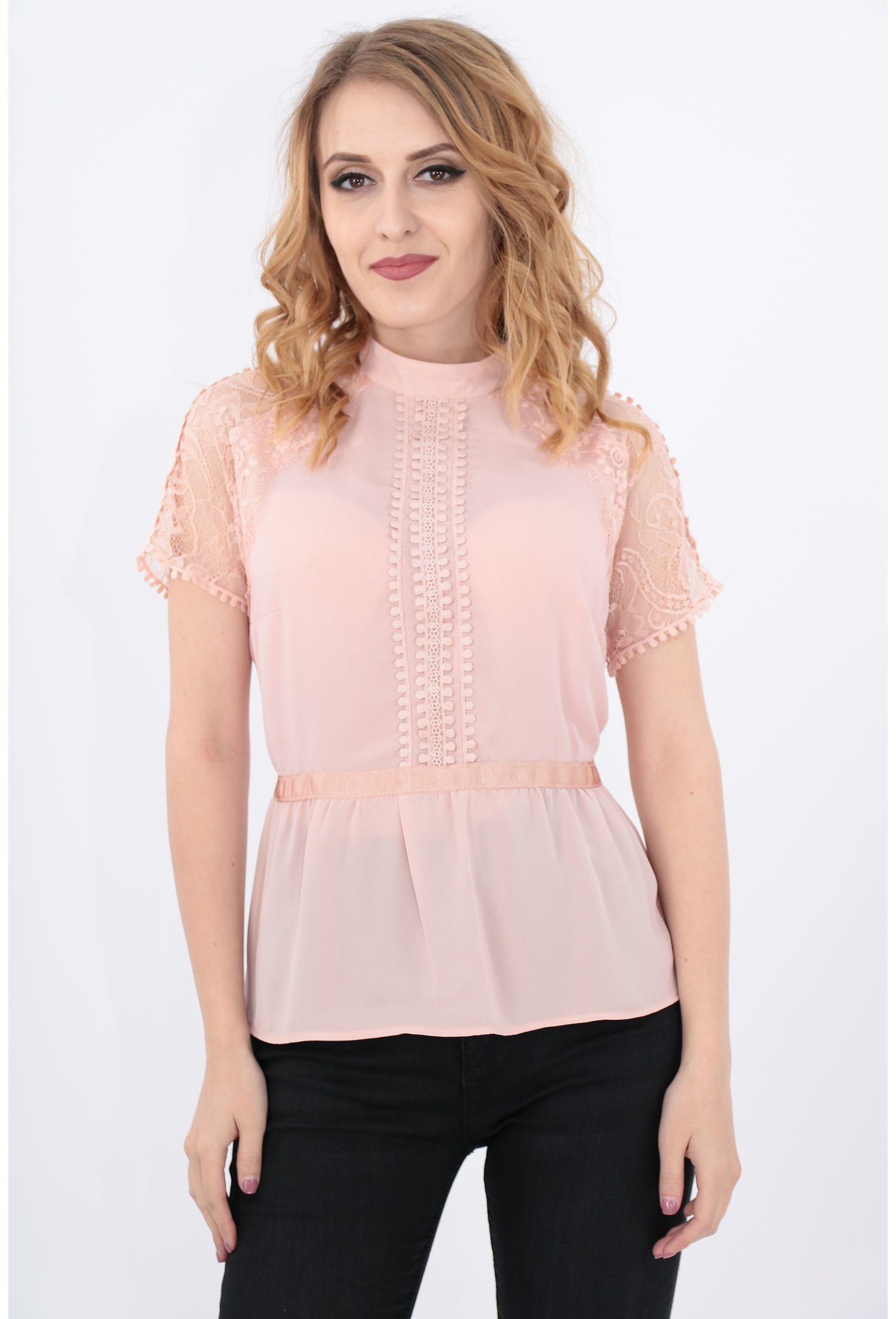 Bluza voal si dantela roz pudra
